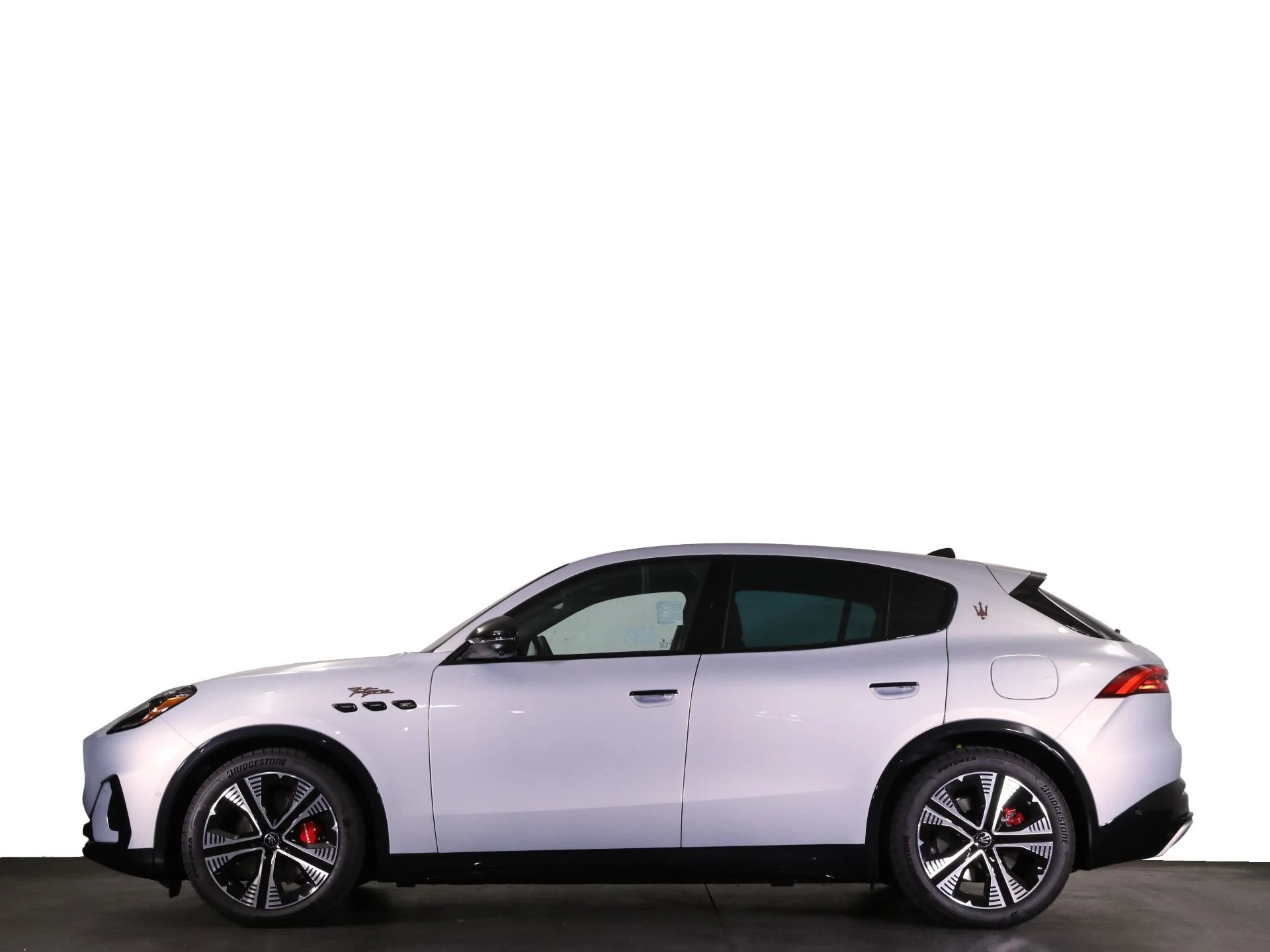 mph003_3720353551_New_2025_Maserati_Grecale_Folgore_1738220103_e10a1225b6