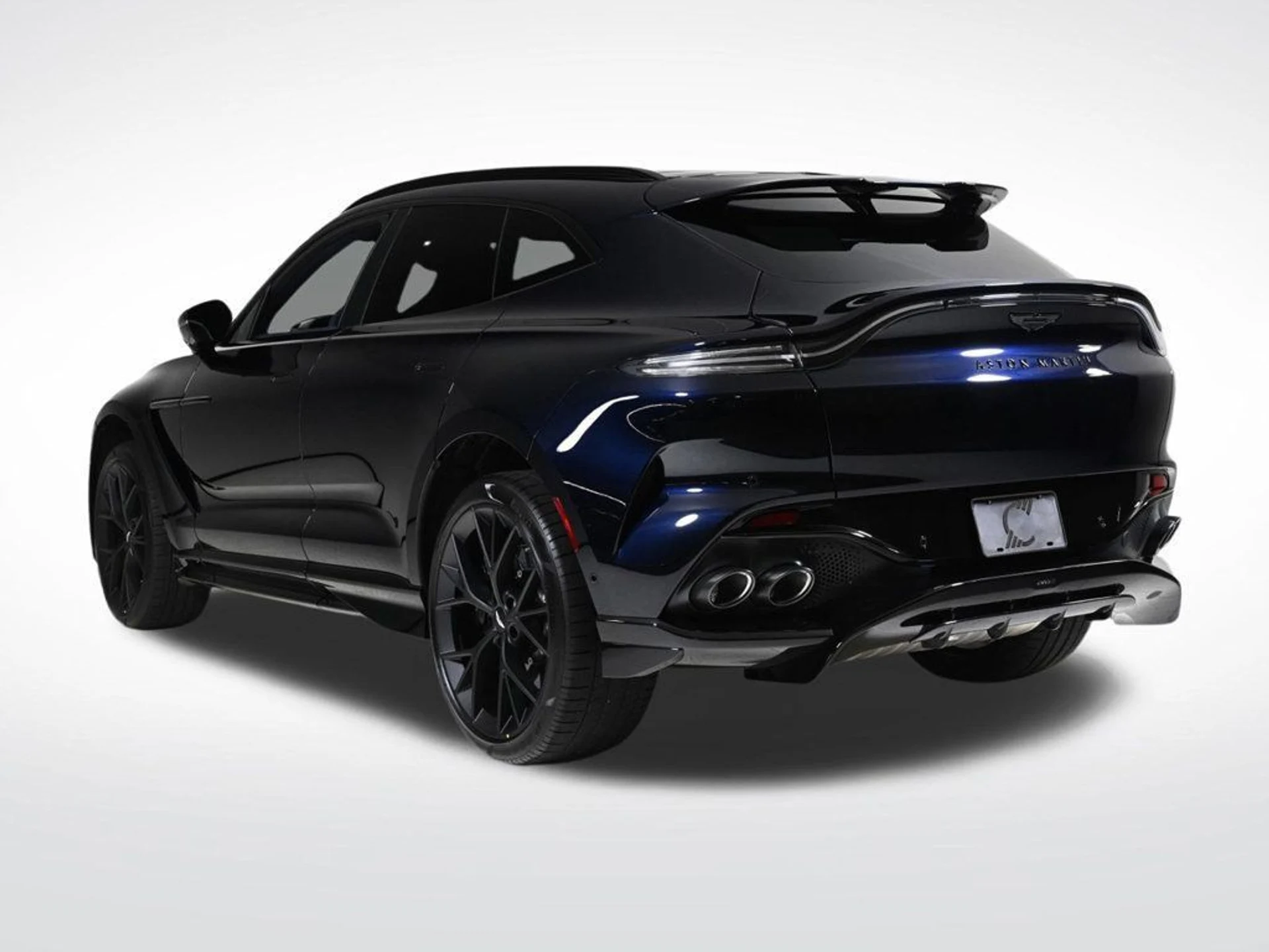 mph003_3721344415_new_2025_aston_martin_dbx_707awd_11350_22933644_3_1024_5f70c8e5a7