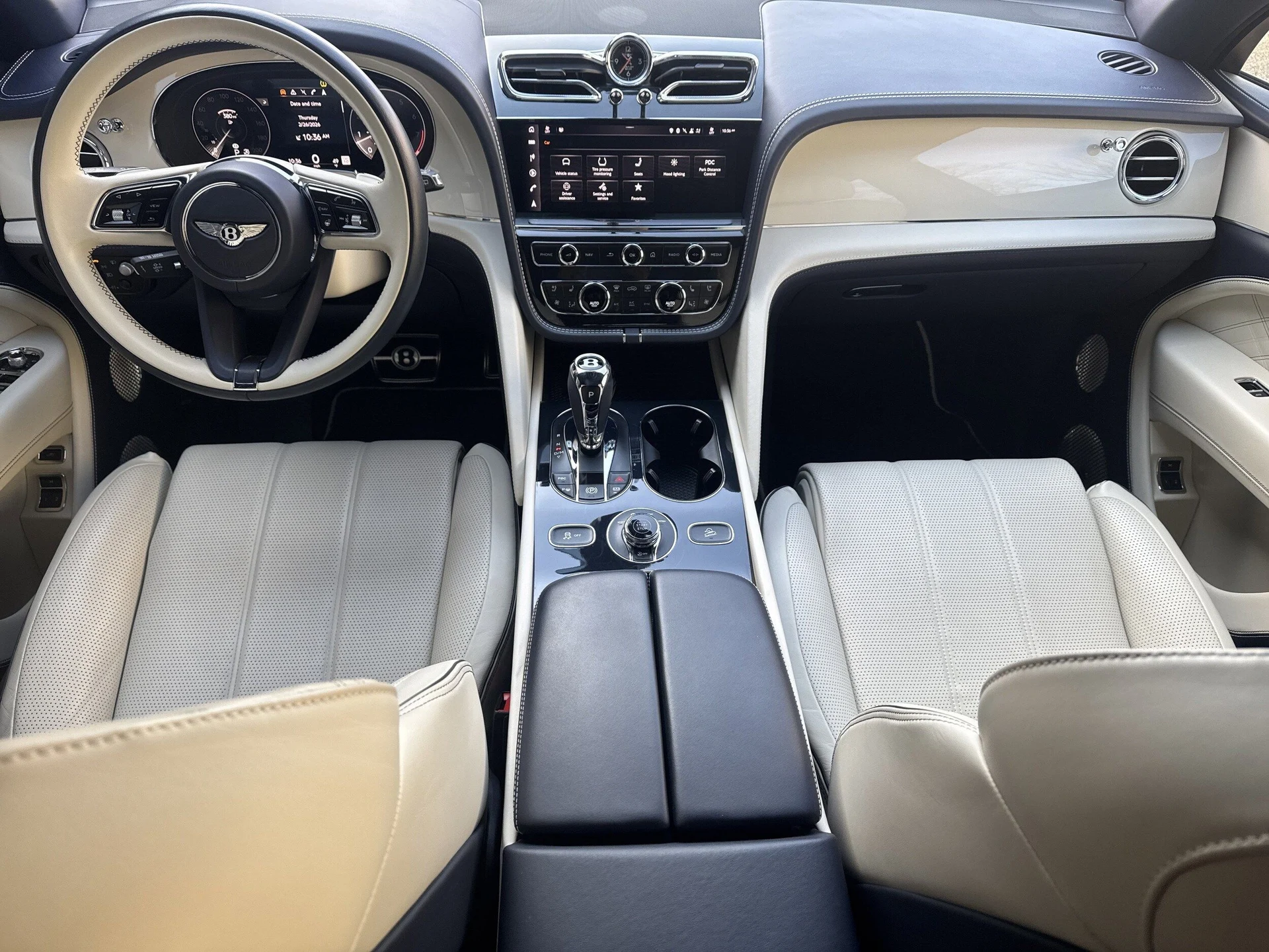 mph003_374300715_df23642d191a484d9877e2dab1a10a35x_0940843072