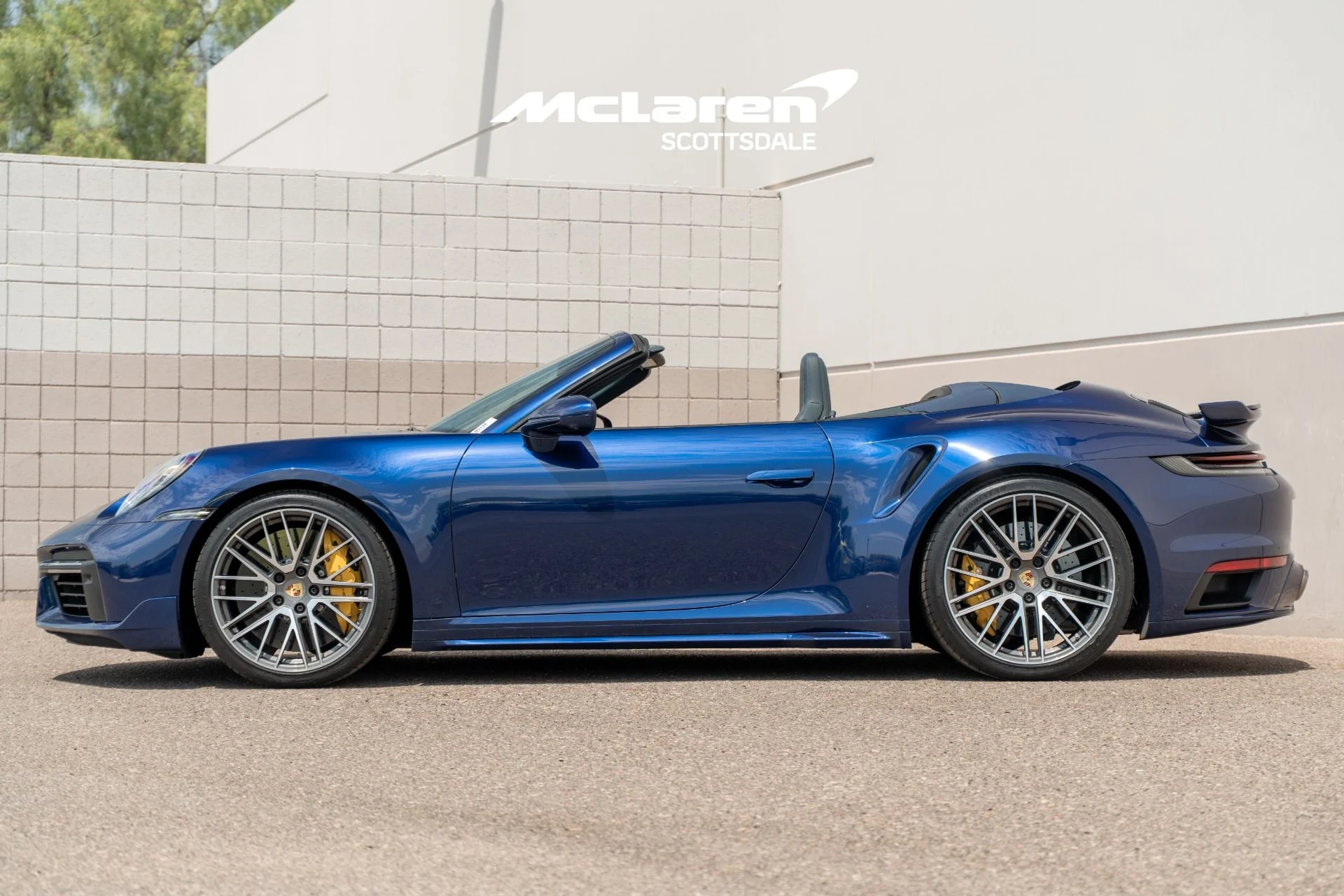 mph003_3763319191_Used_2022_PORSCHE_911_1786813988_0ed36c0fed