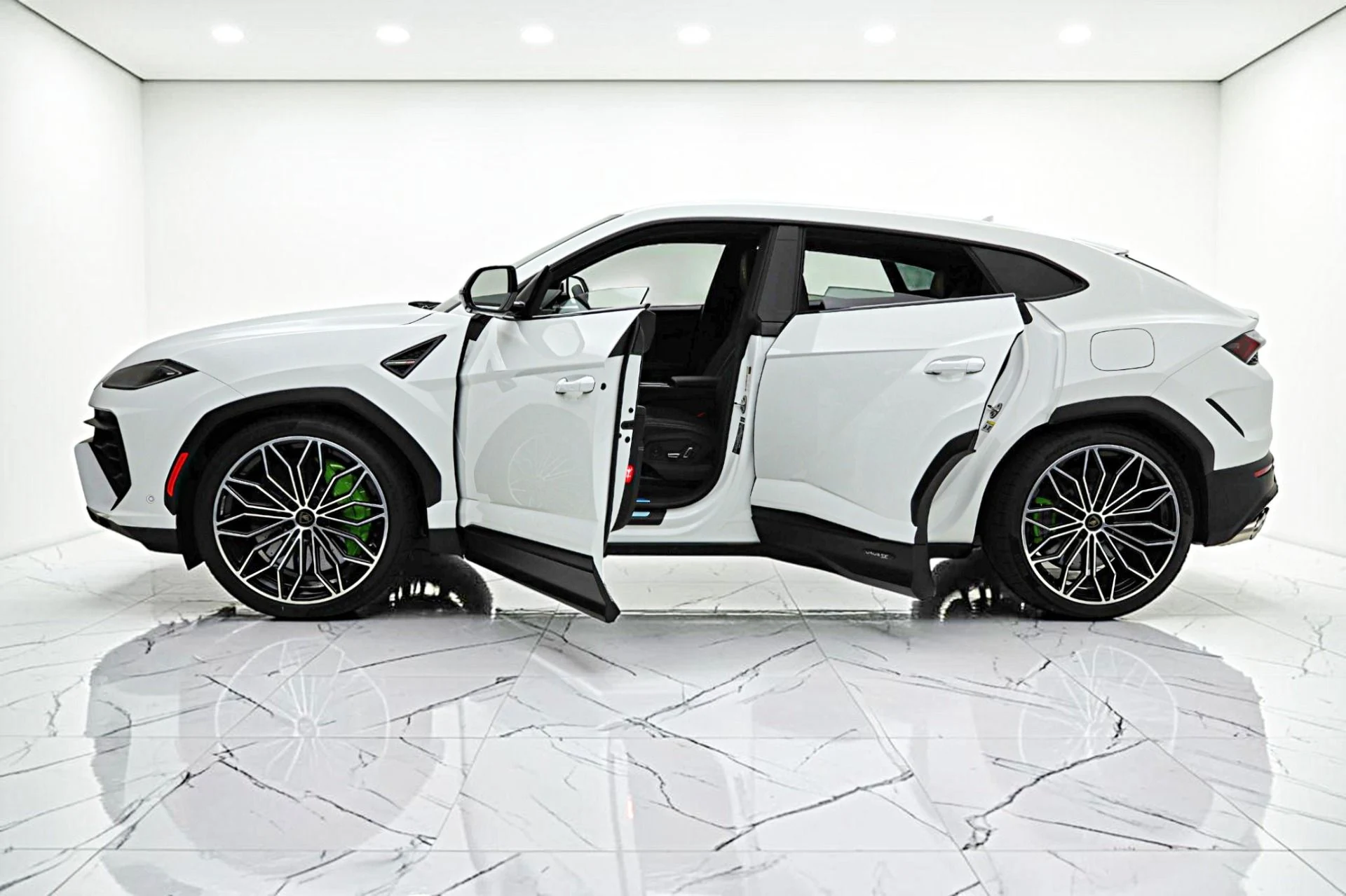 mph003_3764442361_New_2026_Lamborghini_Urus_SE_976d0b5649