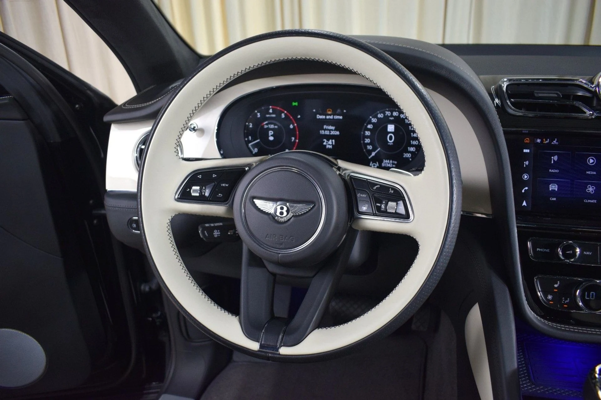 mph003_3771118458_9f32252808545cbfba8ed6c2c589bfa0x_d12df0a8ab