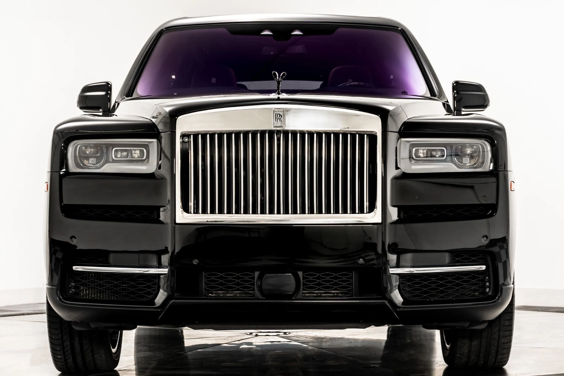 mph003_3784912976_Used_2020_Rolls_Royce_Cullinan_Two_Tone_Interior_Driver_Assistance_Systems_1780337352_7ba746050e