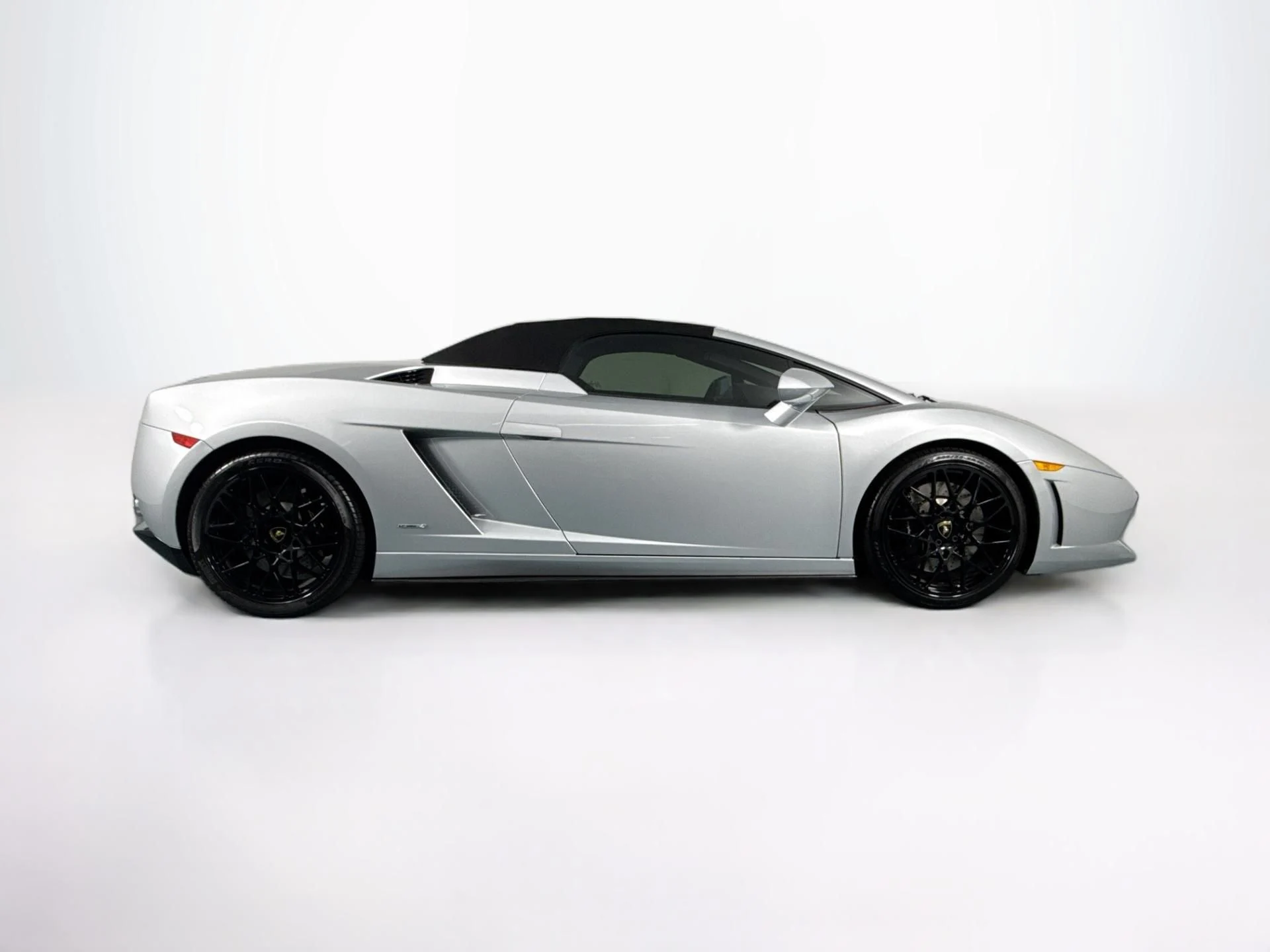 mph003_3786026227_Used_2010_Lamborghini_Gallardo_LP_560_4_Spyder_1784851292_44feca507b