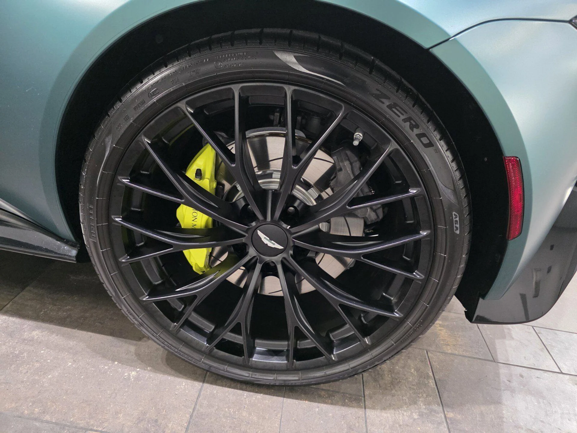 mph003_3788683251_1d3d512fa3eda2cad10395cd73bc1df1_ff2c116f83