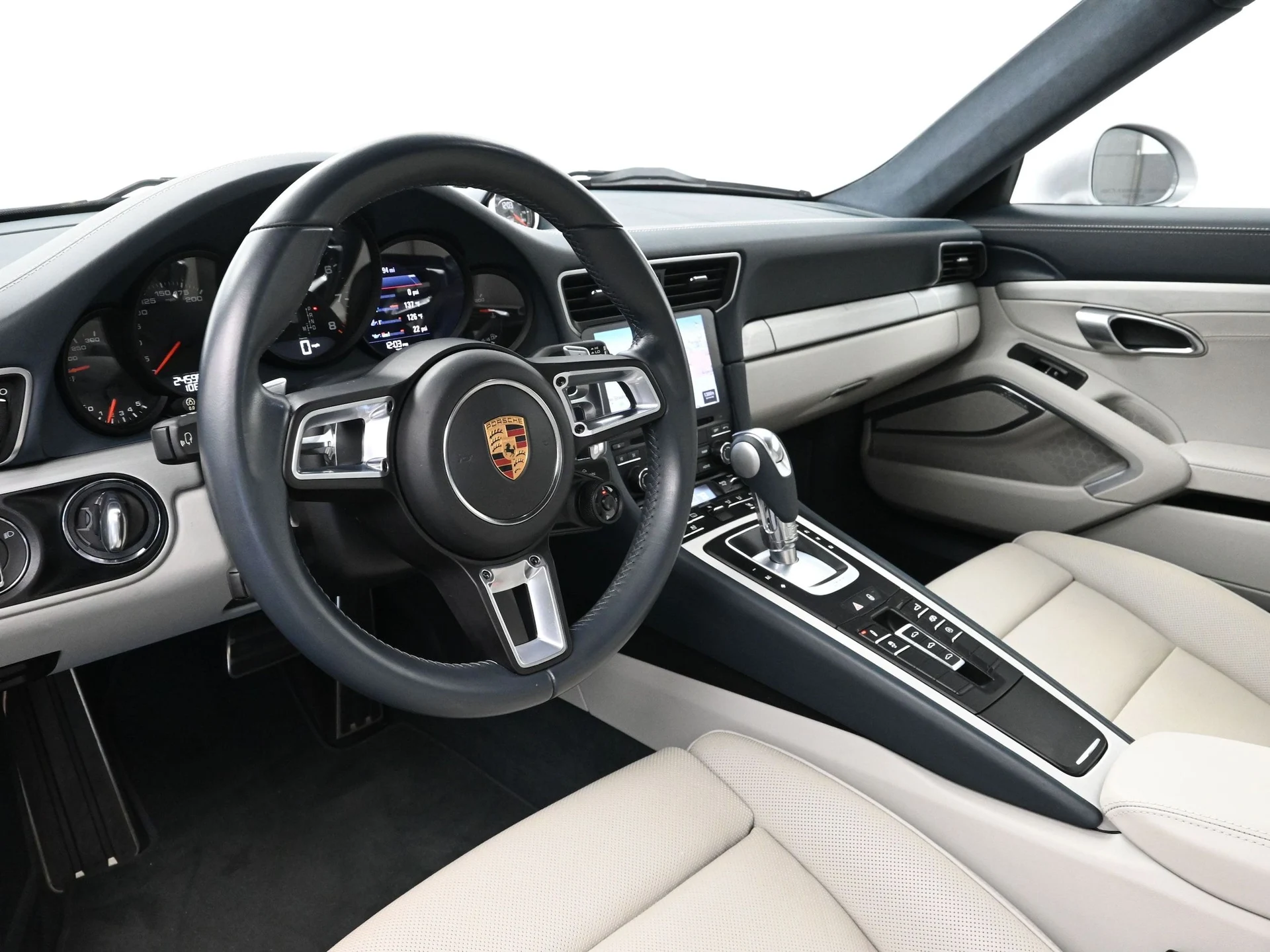 mph003_3793847354_0ed0e985bc2b4c3f9525d38d195f4c59_368b1a736b