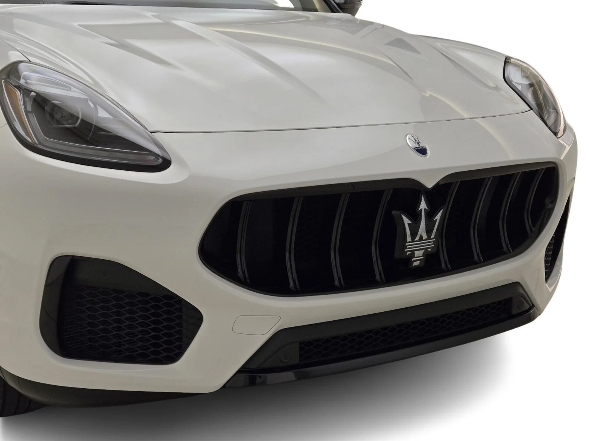 mph003_3795629164_New_2025_Maserati_Grecale_Modena_1753161964_a6841102de