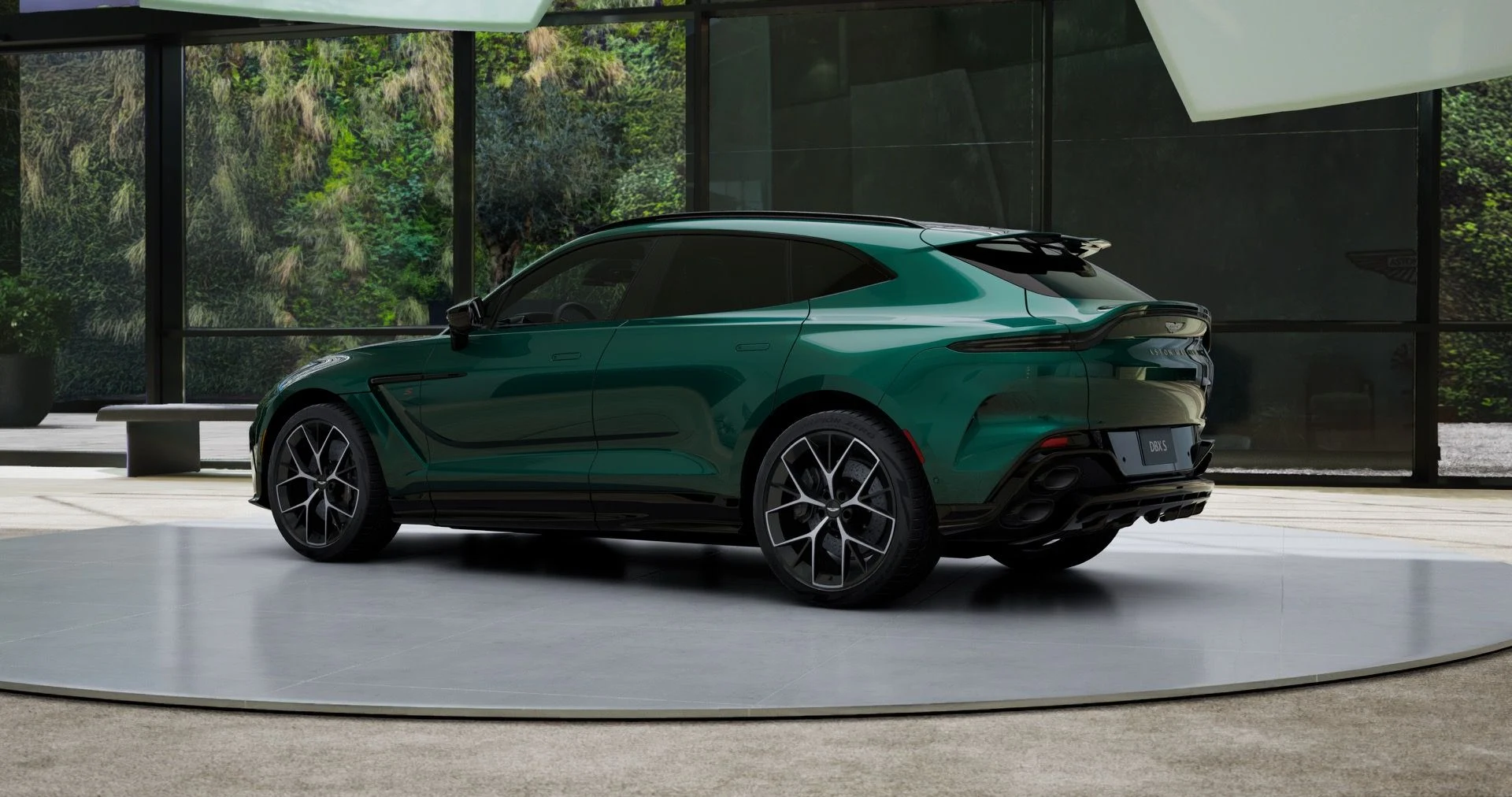 mph003_3796616595_New_2026_Aston_Martin_DBX_S_1791461003_0da231cdec