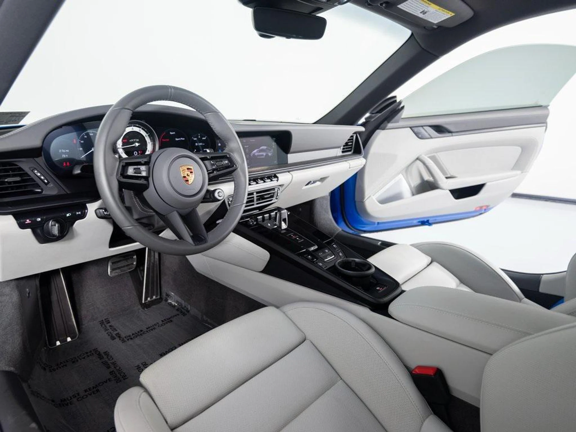 mph003_3802764237_qp_RI_3_Md_FD_Gbw1xa3x4_Kzv_L_Ul1_NY_9364f80e6c