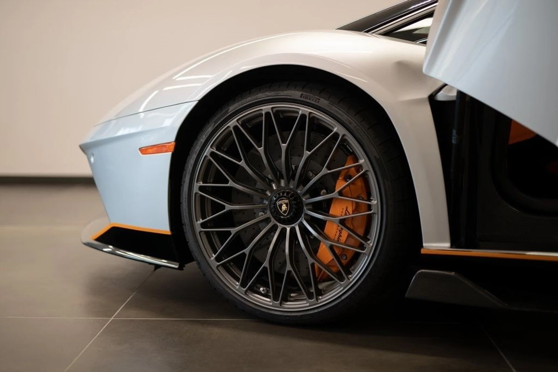 mph003_3827884000_71f1926fb00c6f90cb1e6eb998435eddx_0174b3277f