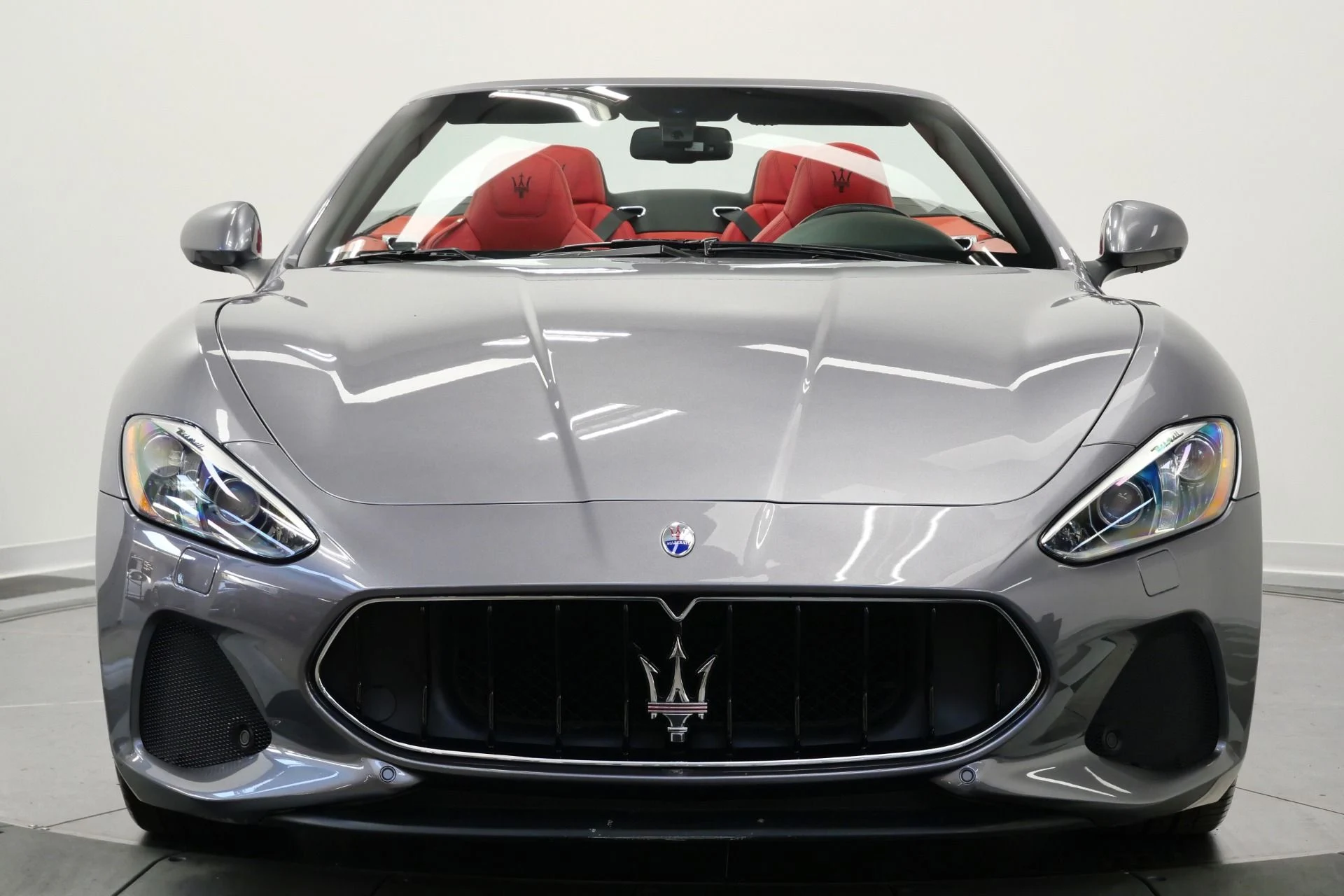 mph003_3838452617_Used_2019_Maserati_Gran_Turismo_Convertible_Sport_Rare_Color_Carbon_Fiber_Interior_Trim_1773689122_e95dabece0