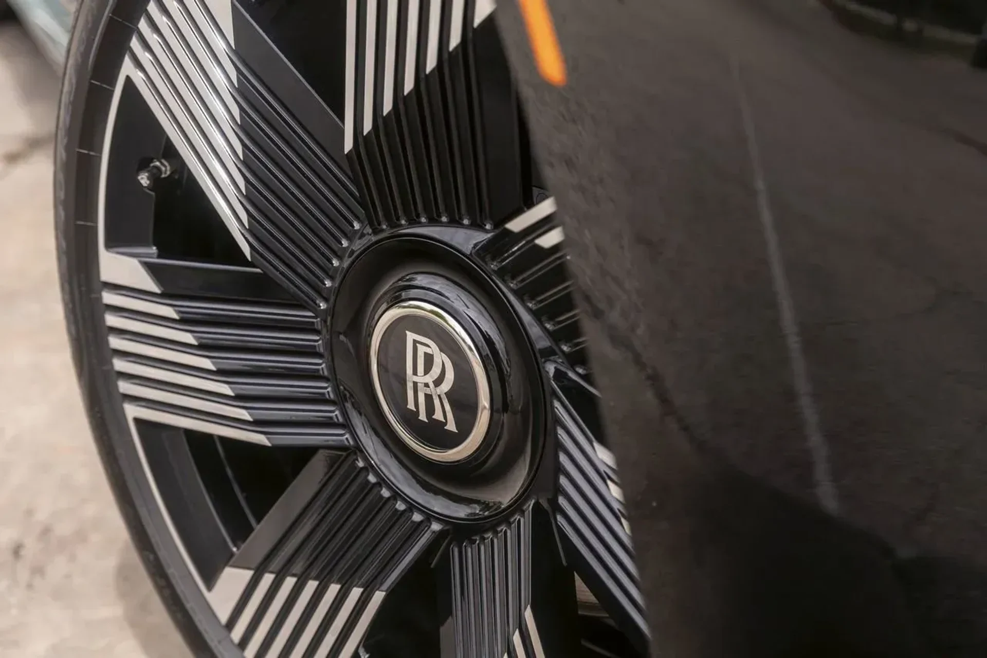 mph003_3841651273_550e4aaf7556403f91e1ccda380302bf_a25c6dd134