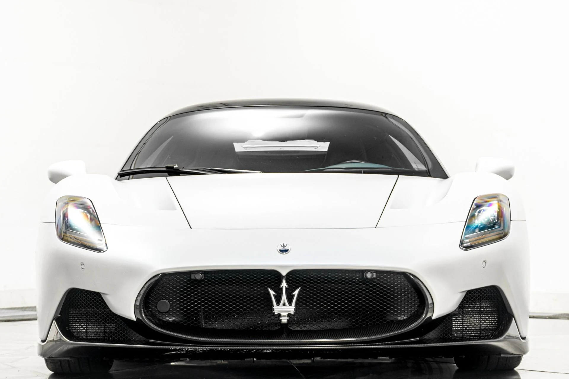 mph003_3846014299_Used_2022_Maserati_MC_20_1779288134_964e8a19aa