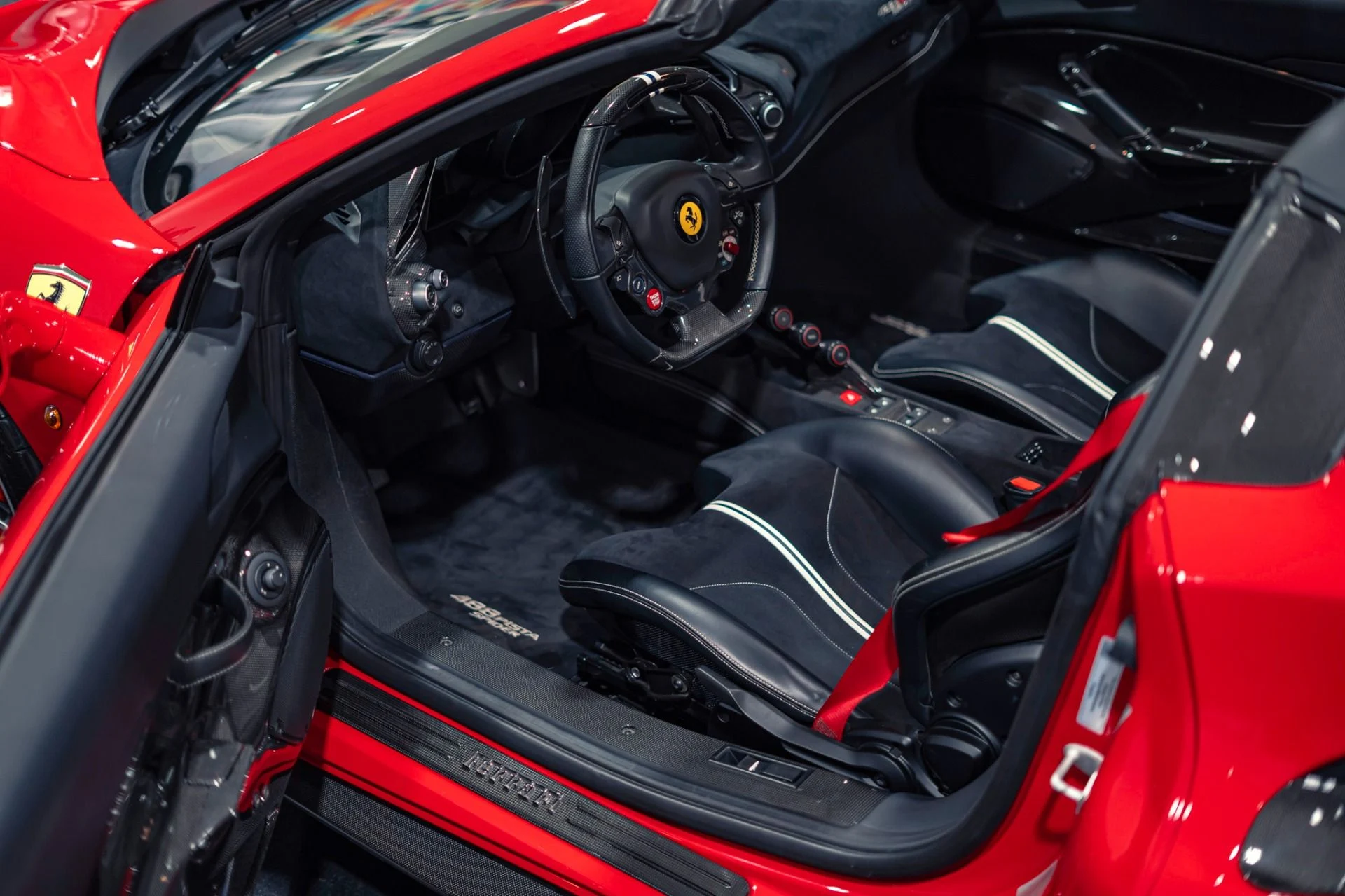 mph003_3847811834_Used_2020_Ferrari_488_Pista_Spider_1777917238_cdc3b6bda7