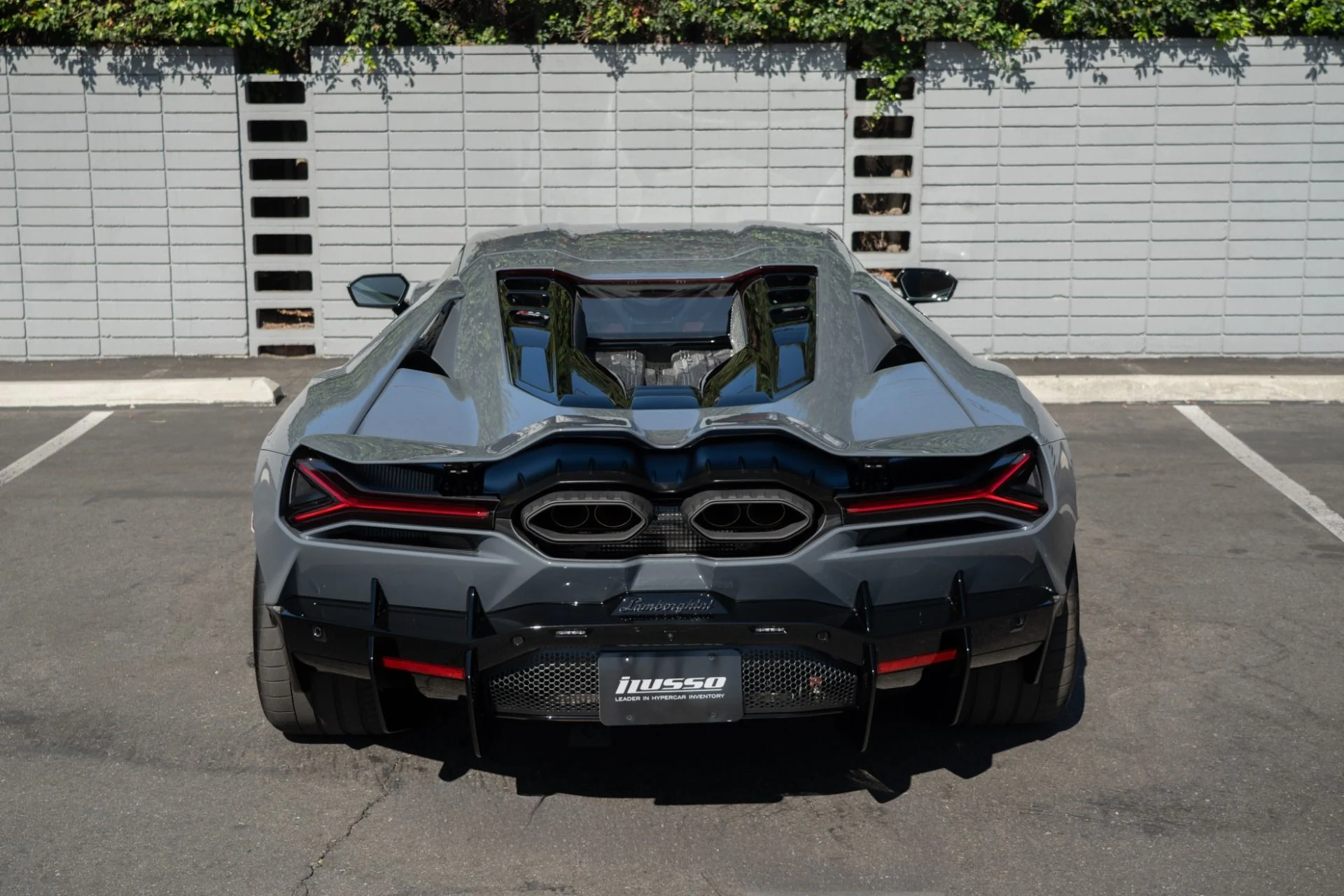 mph003_3849544897_Used_2024_Lamborghini_Revuelto_1755720584_8746b49775