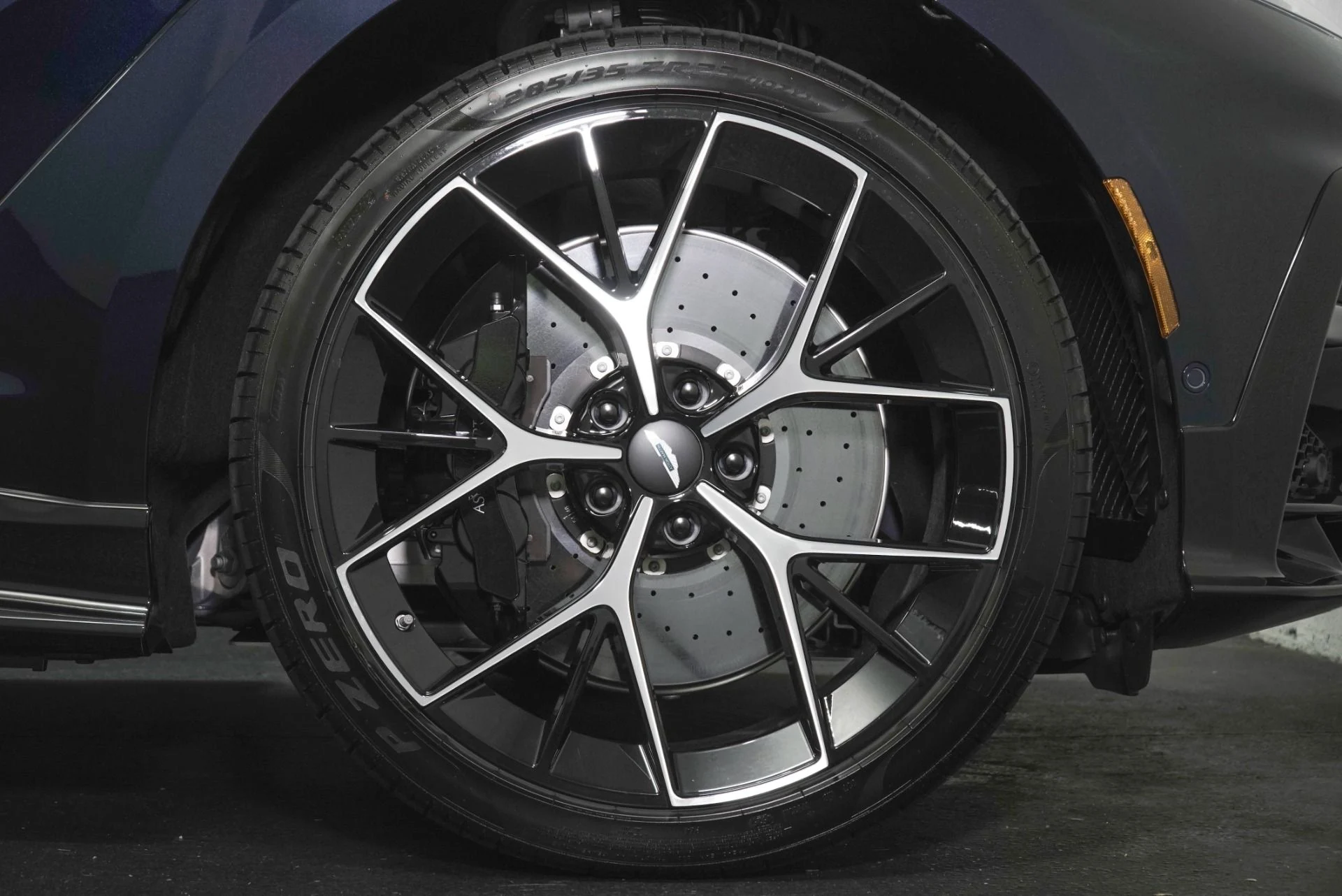 mph003_3856490118_New_2026_Aston_Martin_DBX_S_1791412081_ed19077aaa