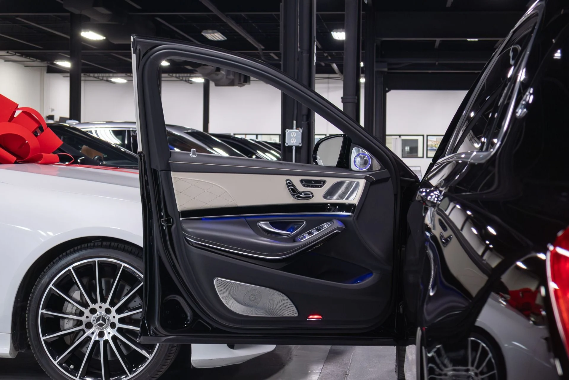 mph003_3859000157_Used_2016_Mercedes_Benz_S_Class_Maybach_S_600_1762813846_c2007d4a75