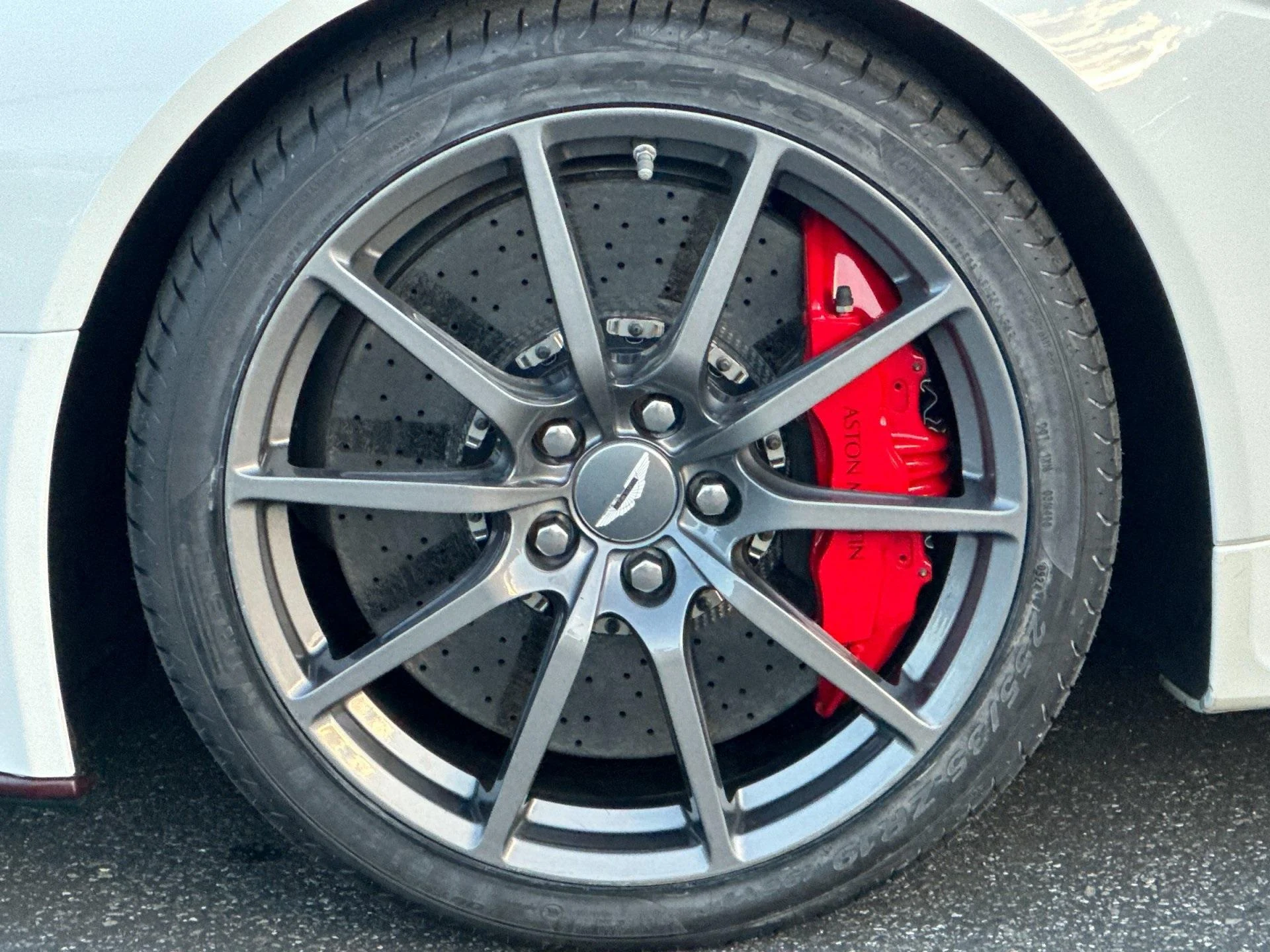 mph003_3864845556_Used_2017_Aston_Martin_V12_Vantage_S_1763219346_490b8ab4bb