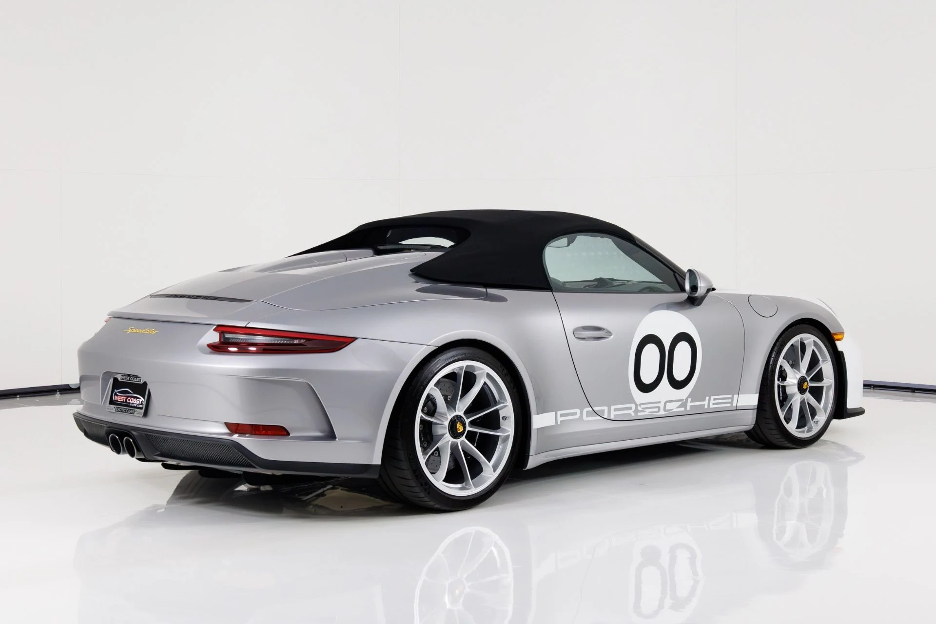 mph003_3890525246_Used_2019_Porsche_911_Speedster_1770313298_017485b6cc