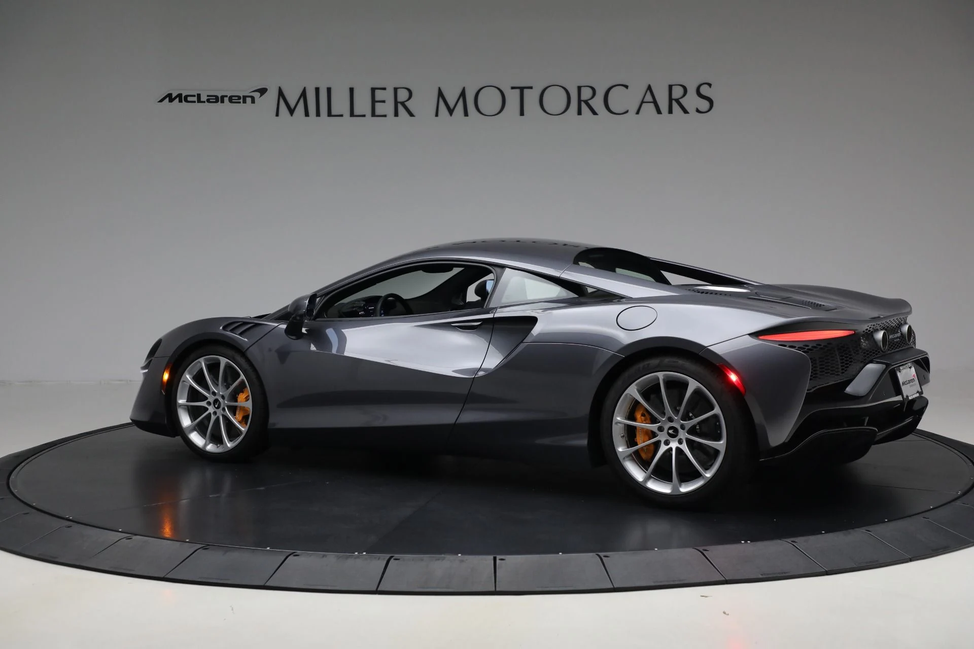 mph003_390298248_Used_2024_Mc_Laren_Artura_Vision_a7d8a9abc8