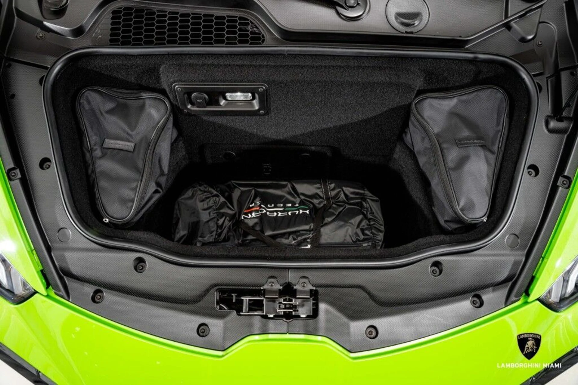 mph003_3905009435_d6bb68094fc990c463d4f729b7e2e5cf_2f194cceba