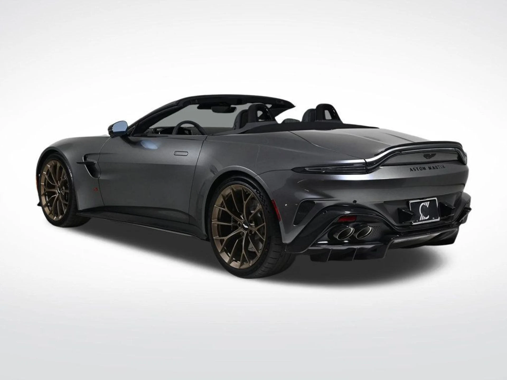 mph003_3905150650_used_2026_aston_martin_vantage_s_11350_22984159_3_1024_8367175206