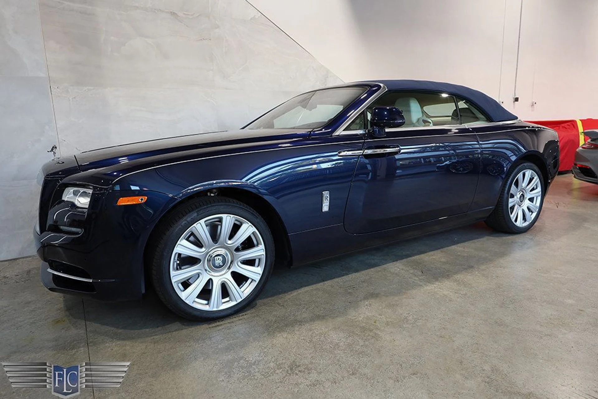 mph003_39082076_used_2016_rolls_royce_dawn_2drconvertible_9689_23037962_4_1024_e57cfff89d