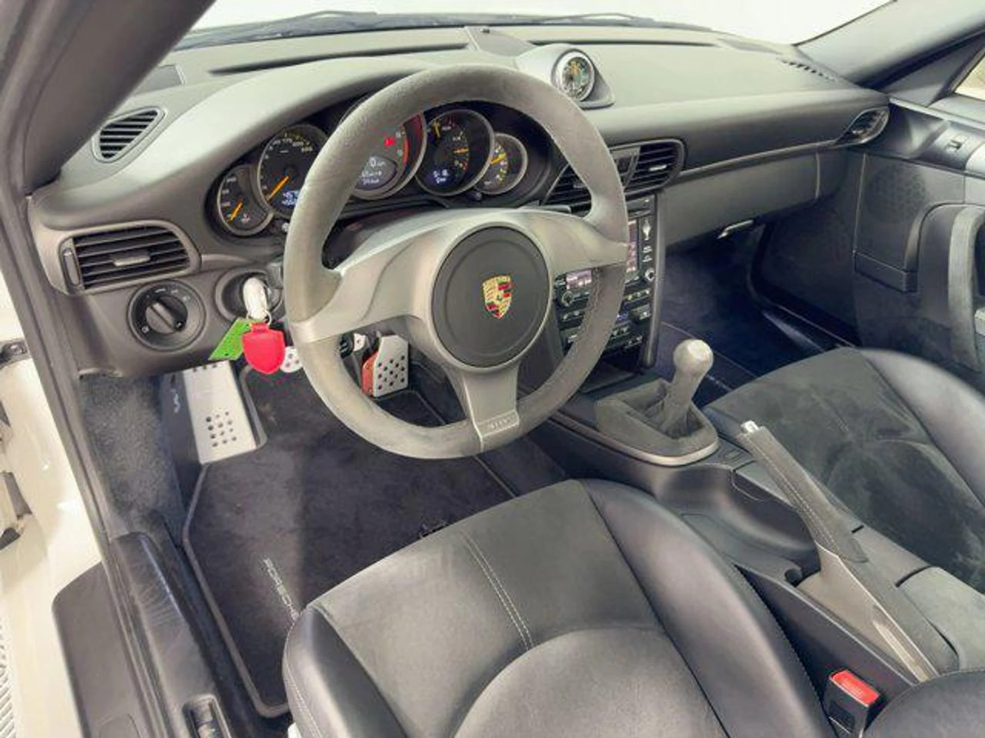 mph003_3936451748_s_WQ_1_Gbba_Vpyyr_KKR_2_Mgpg_MC_514_5c396a646a