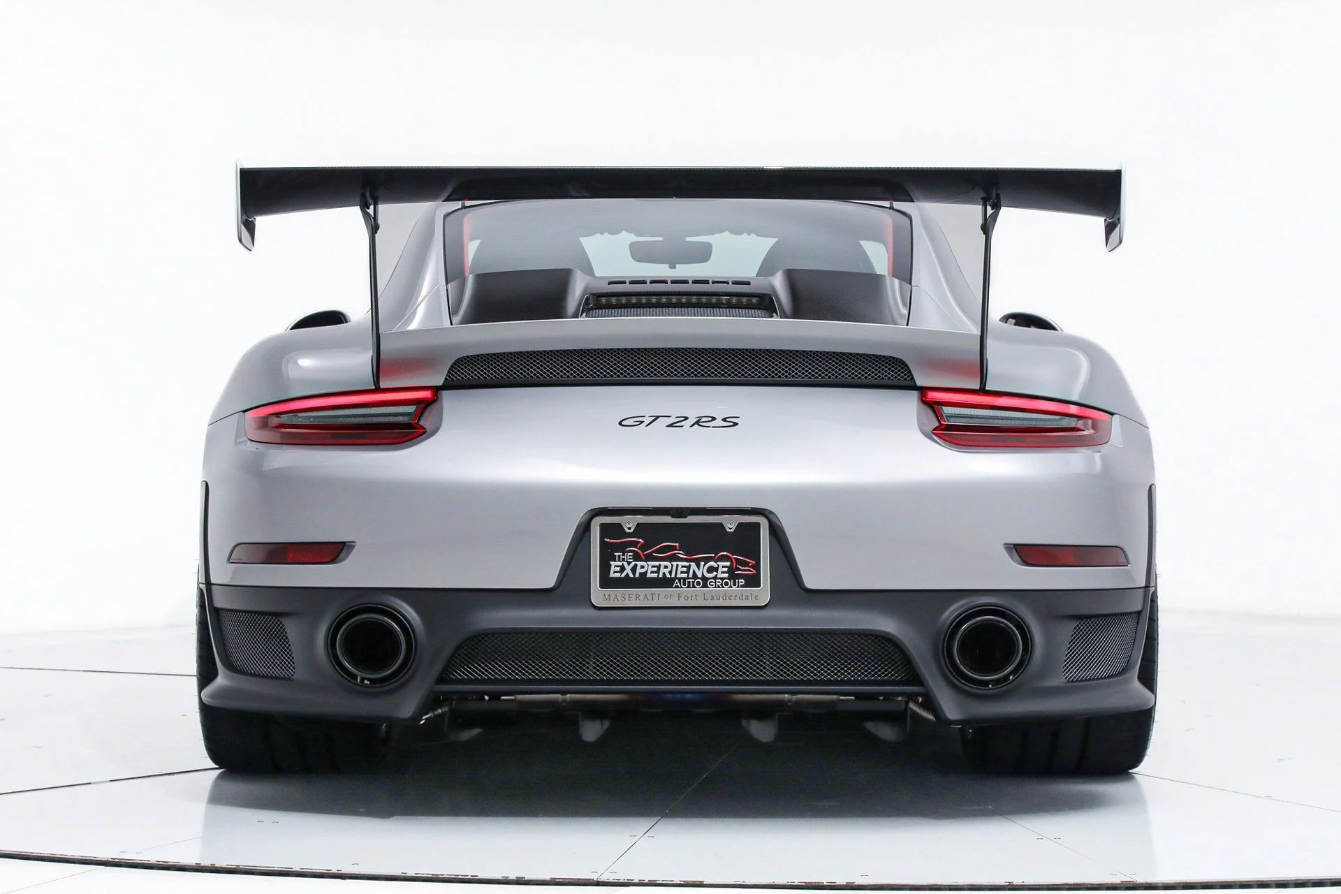 mph003_3939610827_4e5a30dcfbaf9f523330abf8f1561567_3e5877e11d