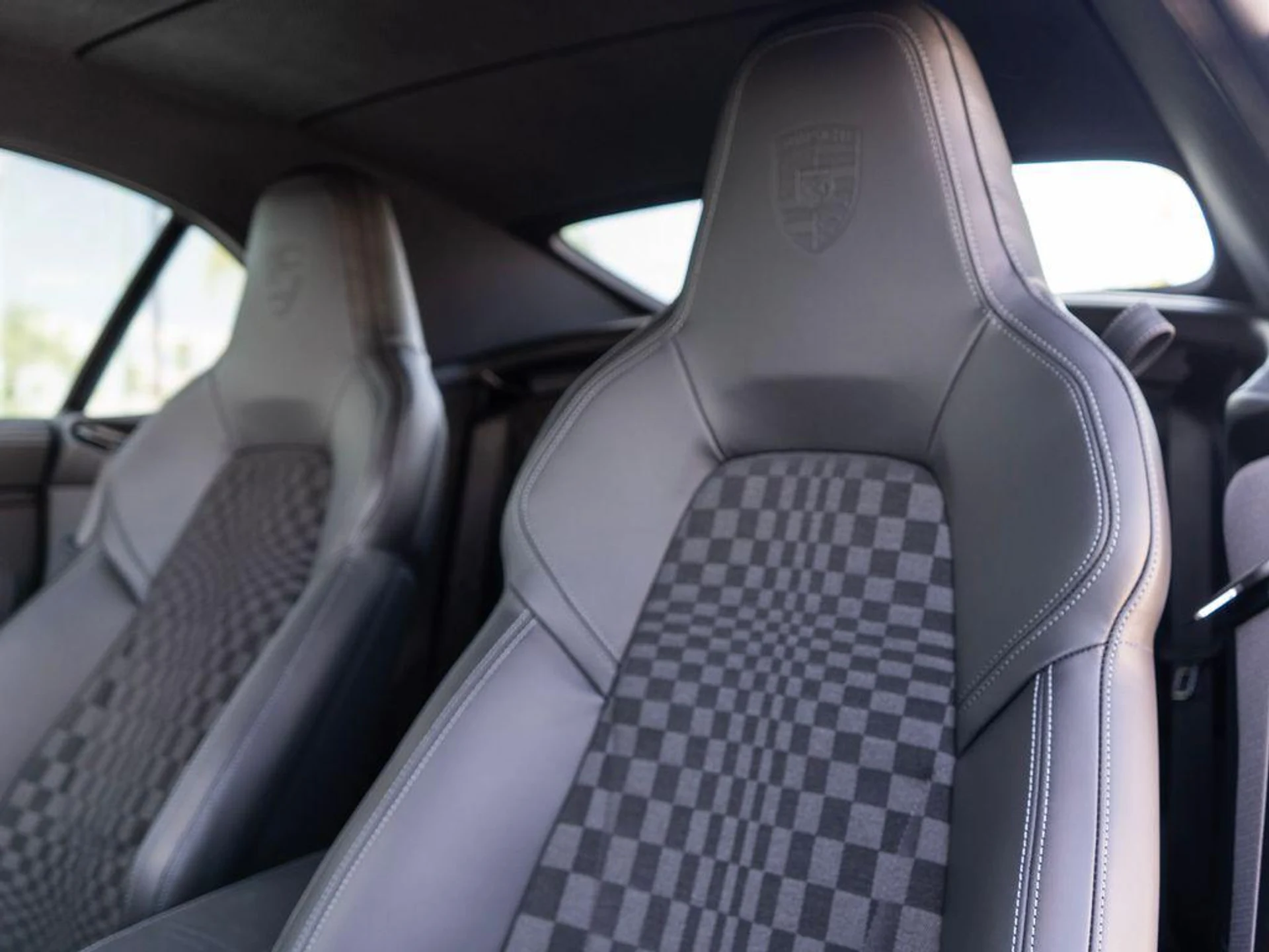 mph003_3952427222_tt2_H_j_G9_DZ_6r14_V6_YO_Wodj102_U_eb18e9a1e6