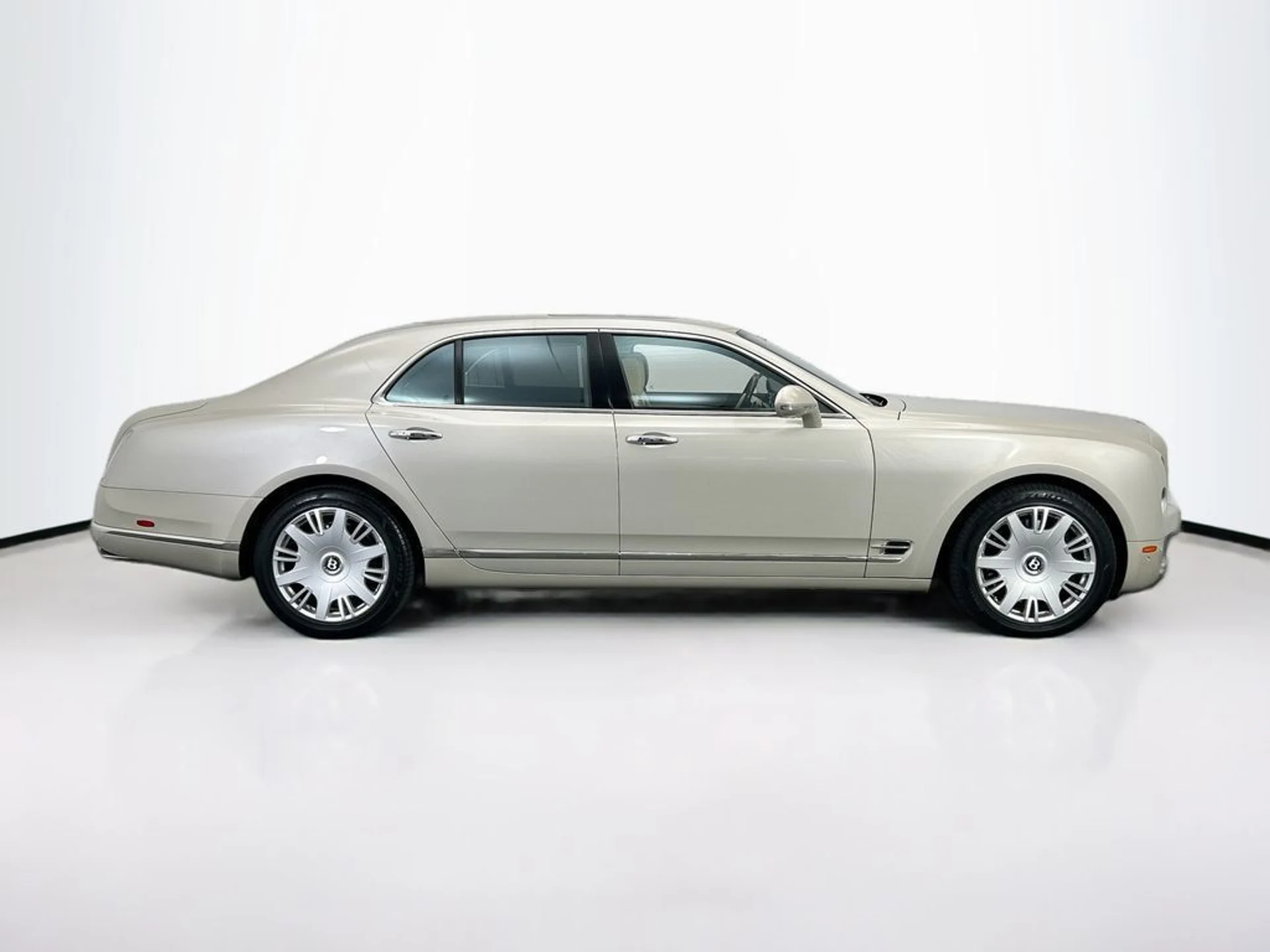 mph003_3958548894_used_2016_bentley_mulsanne_4drsedan_8119_22991527_4_1024_35d19c1b1b