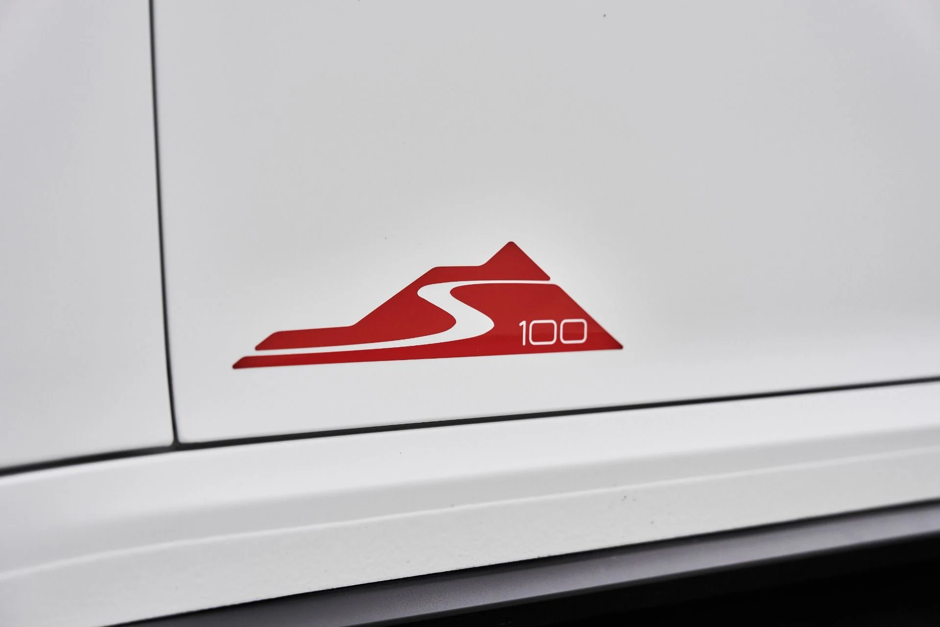 mph003_3963657642_Used_2024_Porsche_911_Turbo_S_1776446275_480ca78904