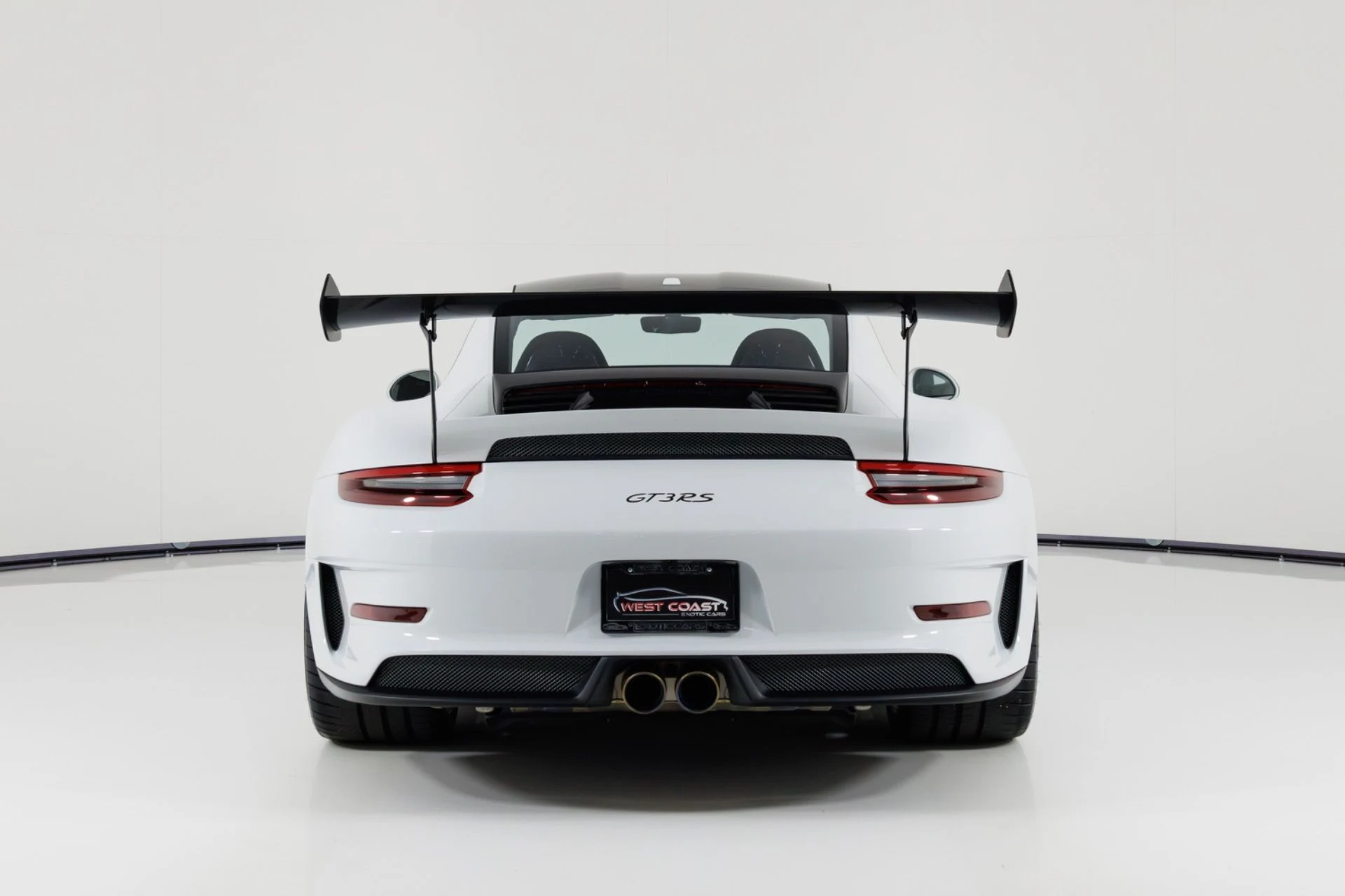 mph003_3964642012_Used_2019_Porsche_911_GT_3_RS_1774651719_5acb4ecd77