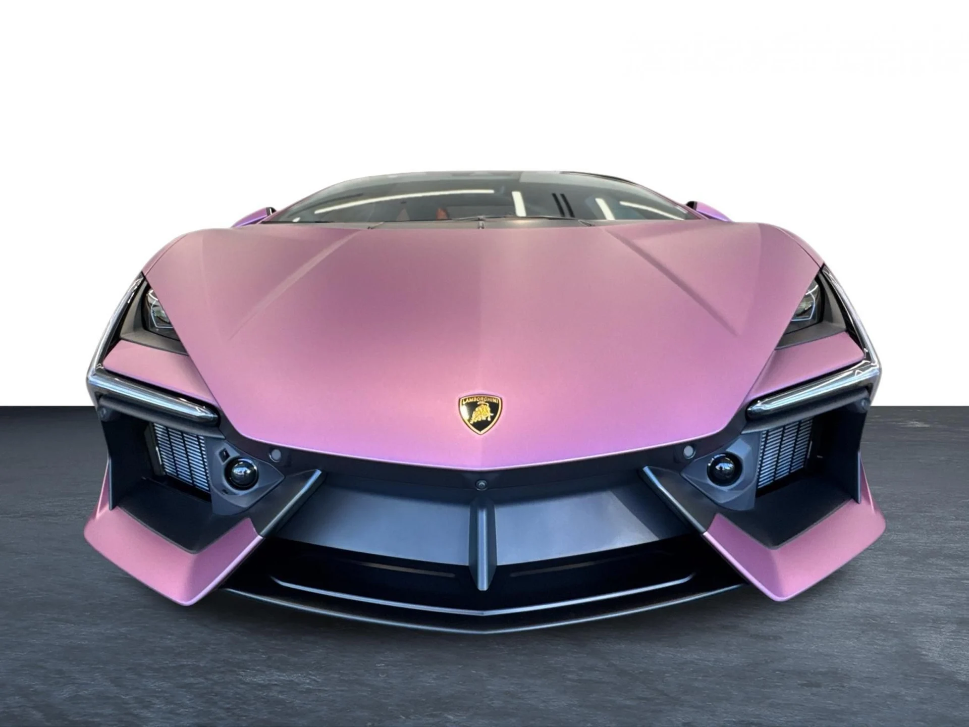 mph003_3969744362_New_2025_Lamborghini_Revuelto_Base_1756563327_6723c2532a