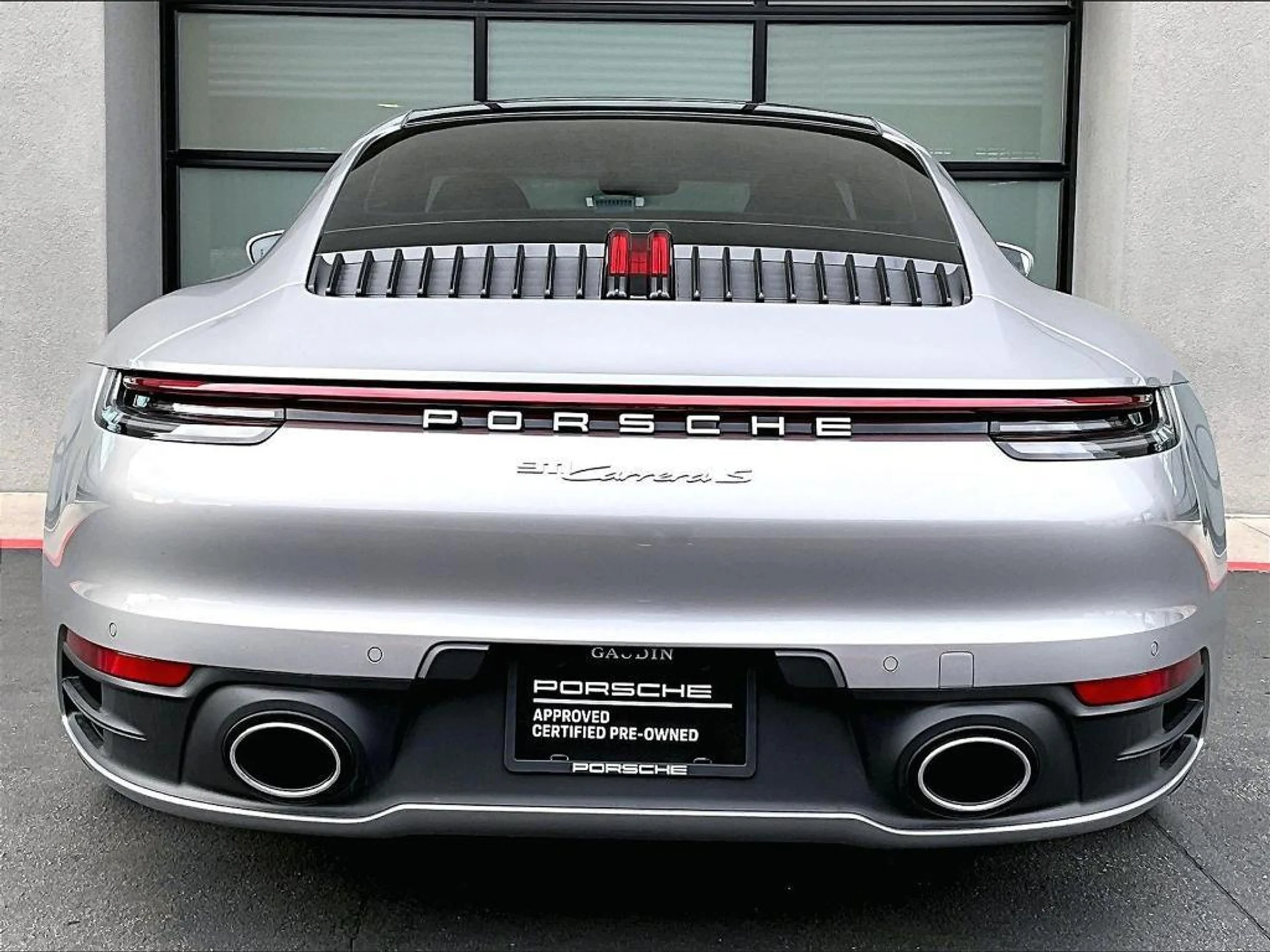 mph003_3971043739_noe_k4_P_l_Kbg9p_K_Qbi1e8_Ike_YO_0_a3665b72c8