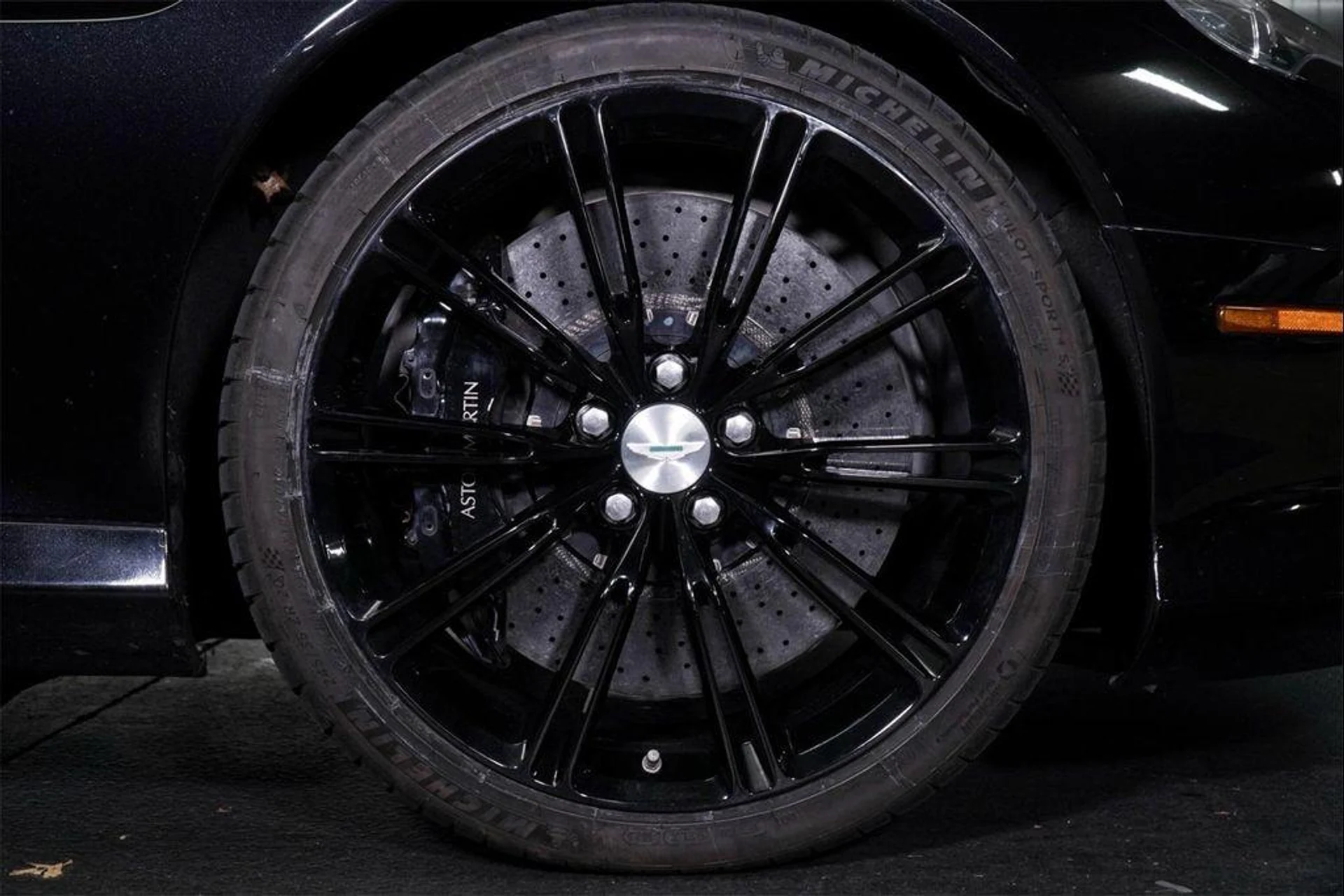 mph003_3977436159_Elmr_Gmzx7j_Dznr6_Irt_Fu_Ai_LSF_To_52d24efa94