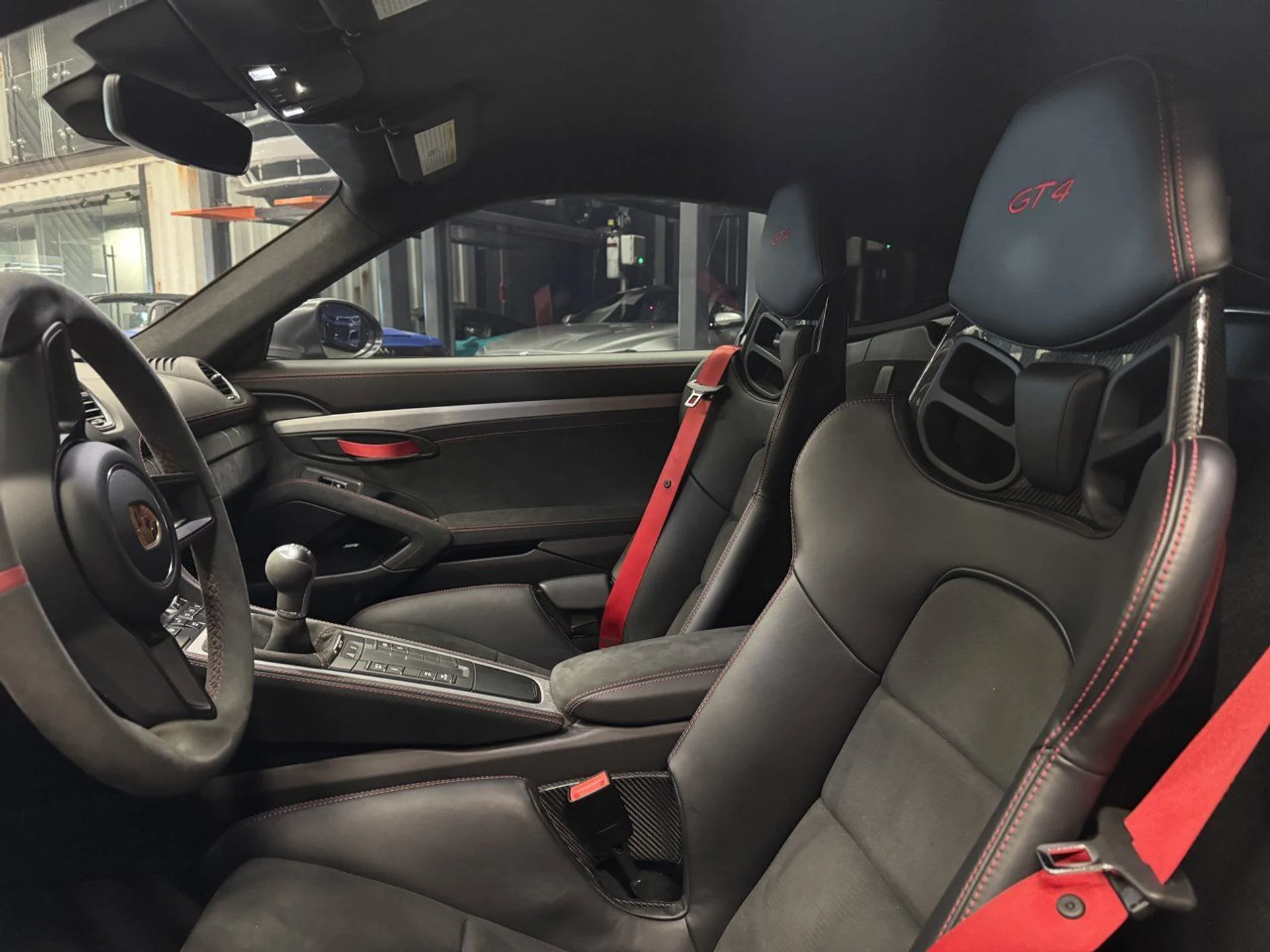 mph003_3980325471_porsche_718_cayman_2022_1ab0375207