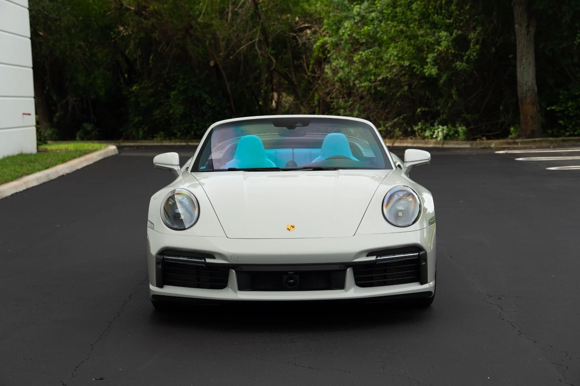 mph003_3983148941_Used_2024_Porsche_911_Turbo_S_1757432000_7f6b623cef