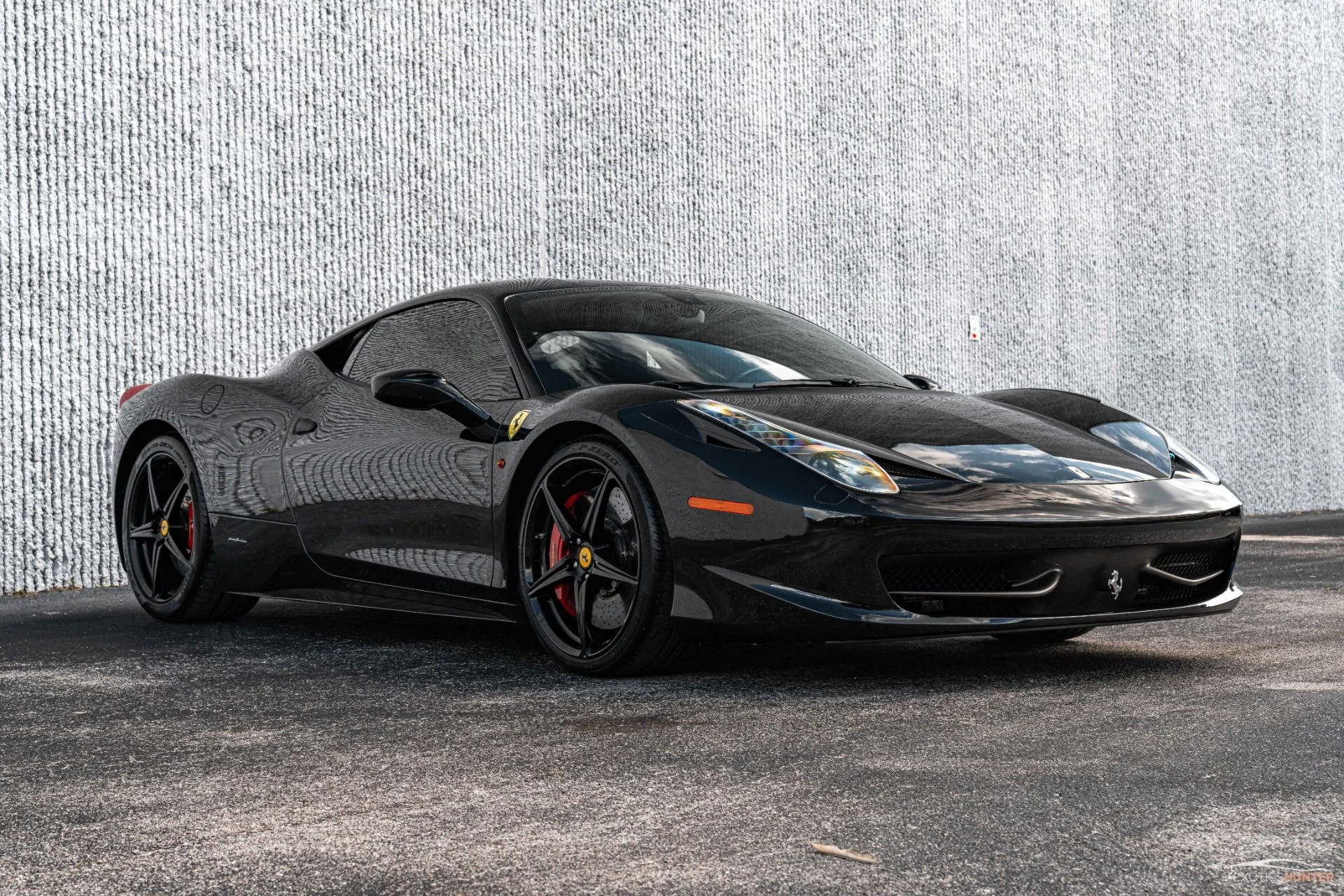 mph003_3991680515_Used_2011_Ferrari_458_Italia_w_Carbon_Interior_Front_Lift_Reverse_Camera_1719509200_bb626a3780