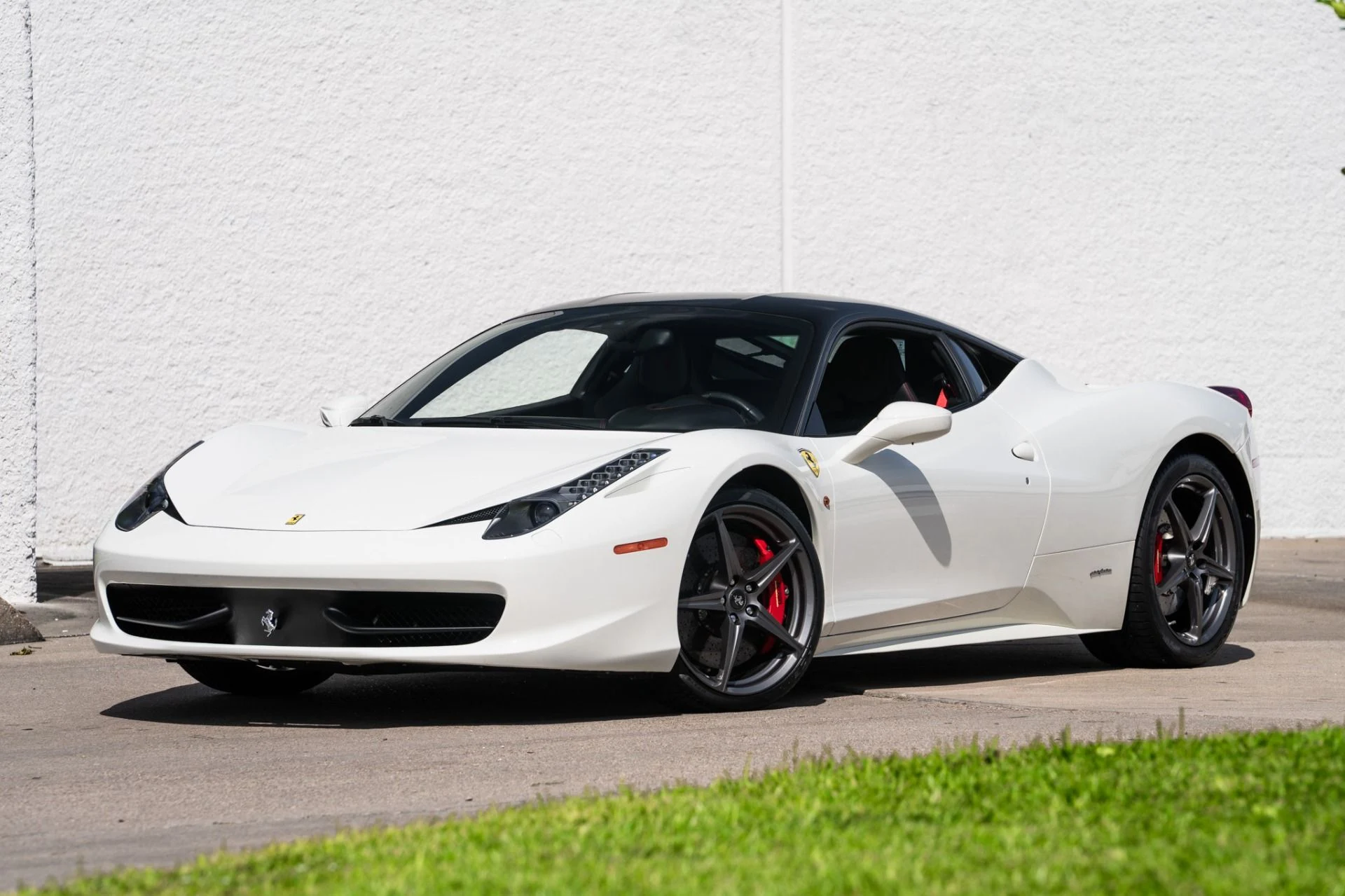 mph003_3999620642_Used_2015_Ferrari_458_Italia_1757709608_6c314488ac