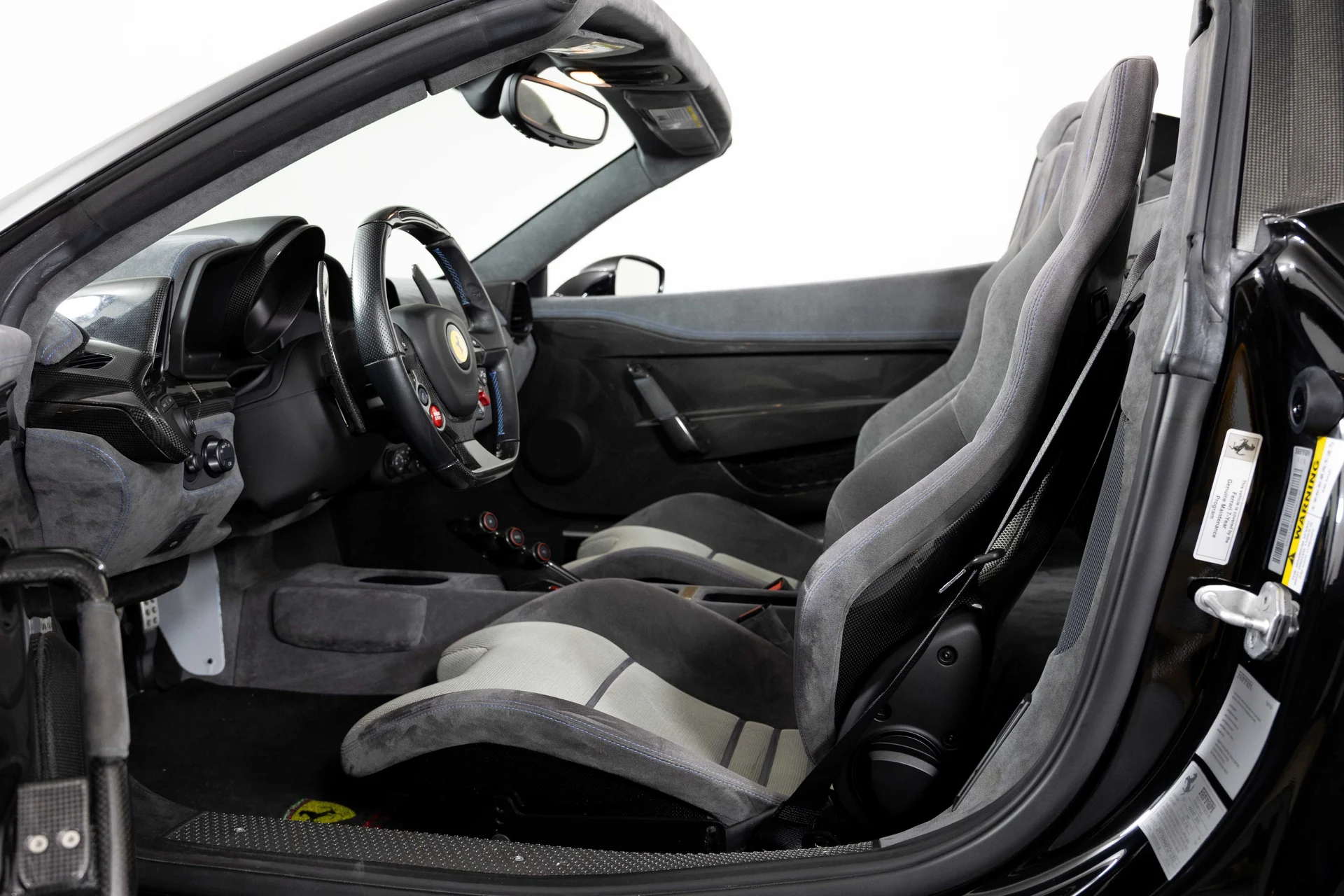 mph003_4007988457_a831bba512b5796ba6218eabed476918_5256d8ed3d