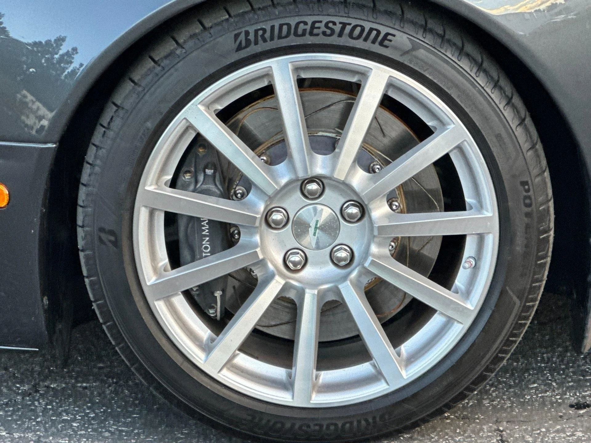 mph003_4015188257_Used_2006_Aston_Martin_Vanquish_S_1763564994_bc272ce1b0