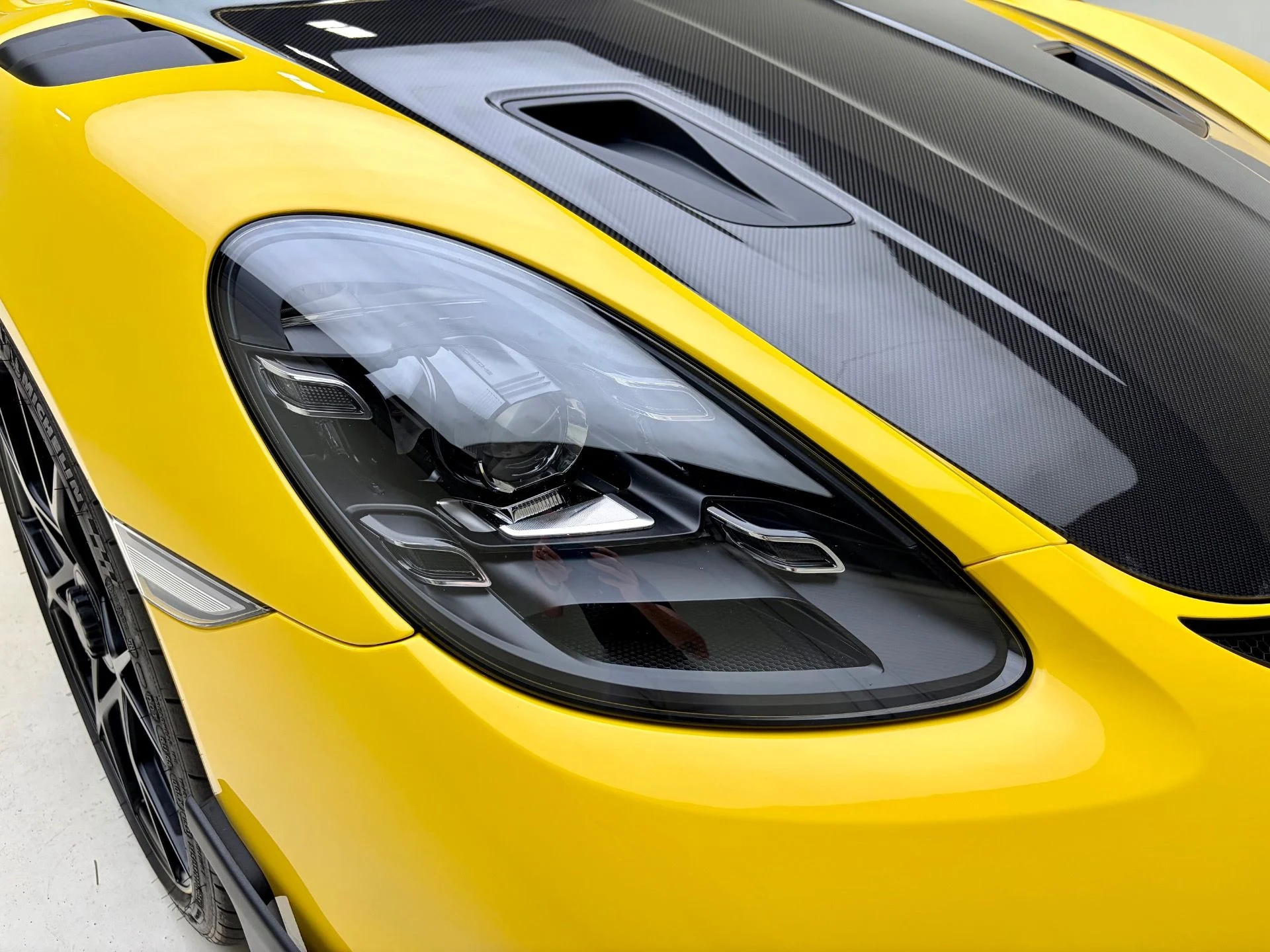 mph003_4025731530_Used_2023_Porsche_718_Cayman_GT_4_RS_1777938794_4729a6ec8b