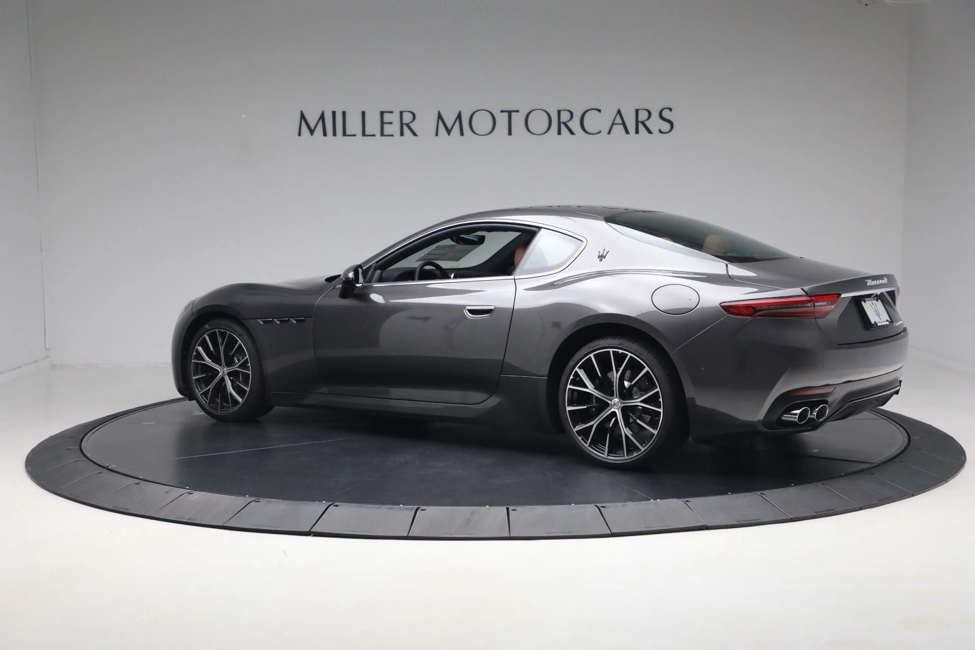 mph003_4039743653_New_2026_Maserati_Gran_Turismo_1780748779_0c538c9f69
