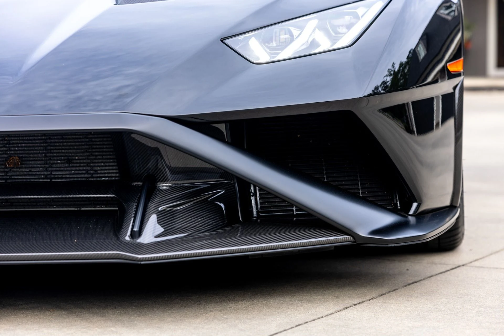mph003_4042570320_Used_2021_Lamborghini_Huracan_STO_1781723231_82f5536612