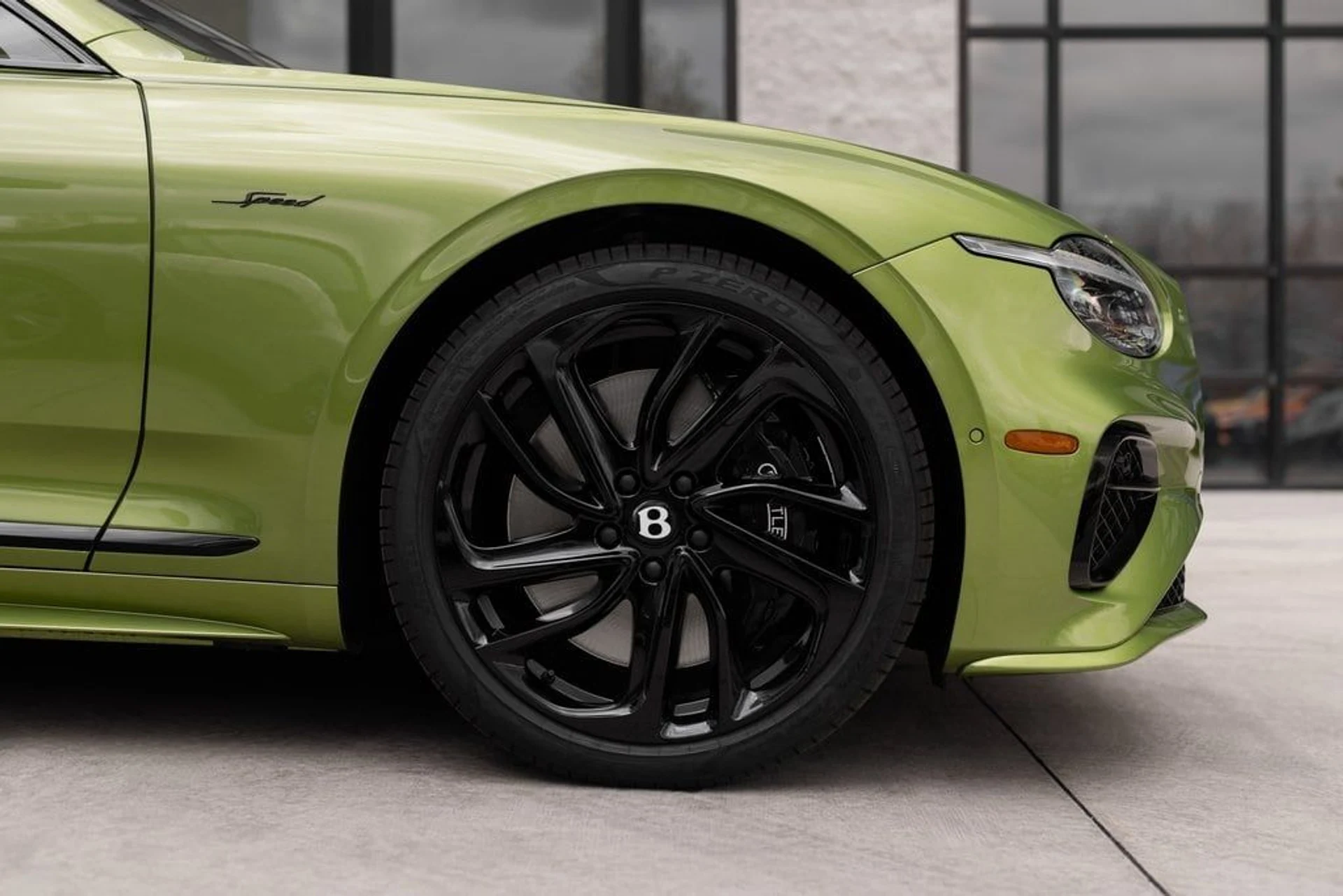 mph003_4049834169_eeb020acc01e61fe73ce7c40d56e4754x_6878a08ac5