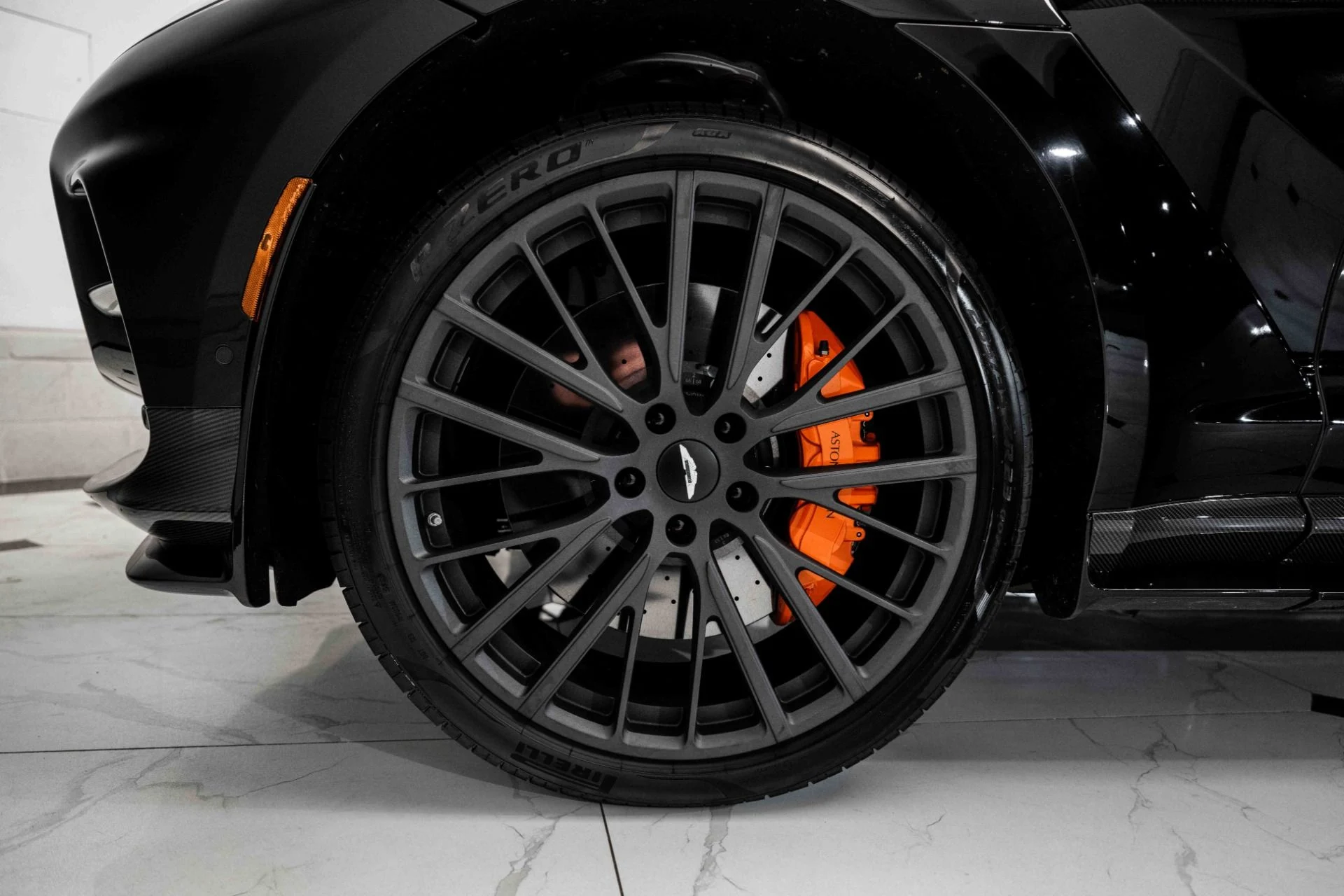 mph003_4066686398_Used_2023_Aston_Martin_DBX_707_1729954912_6ca085fdd9