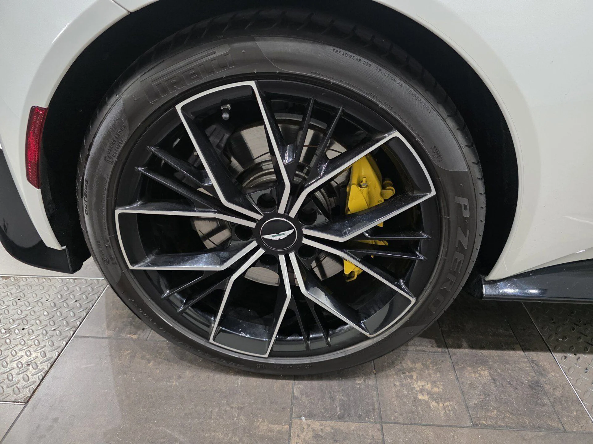 mph003_4066924551_d0f5f8b06c5e3773b8f2c92e22a92446_10c7948aa3