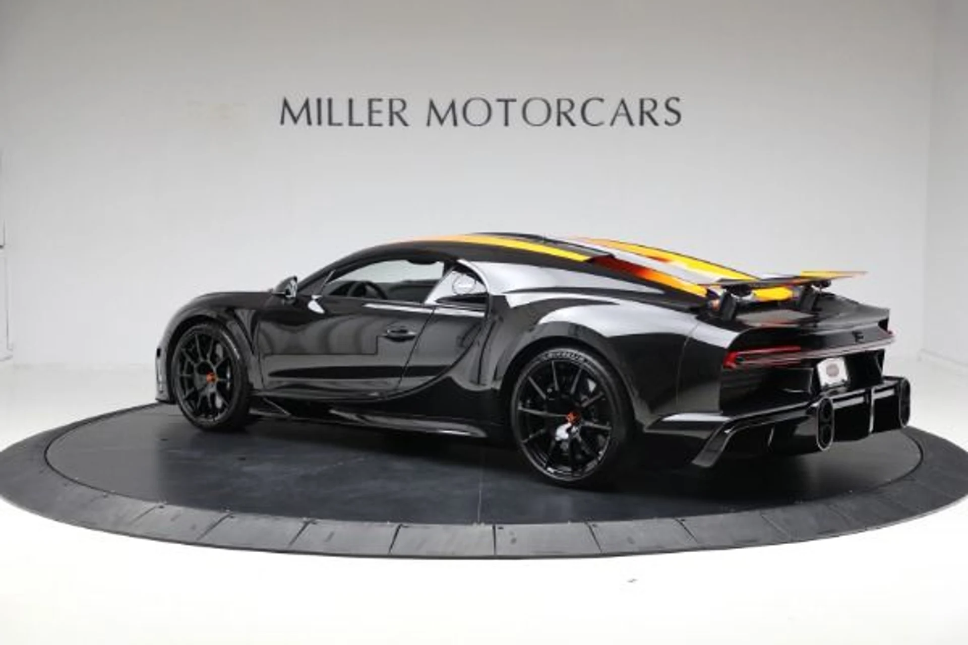 mph003_406841534_Used_2022_Bugatti_Chiron_Super_Sport_e19c6e23ab