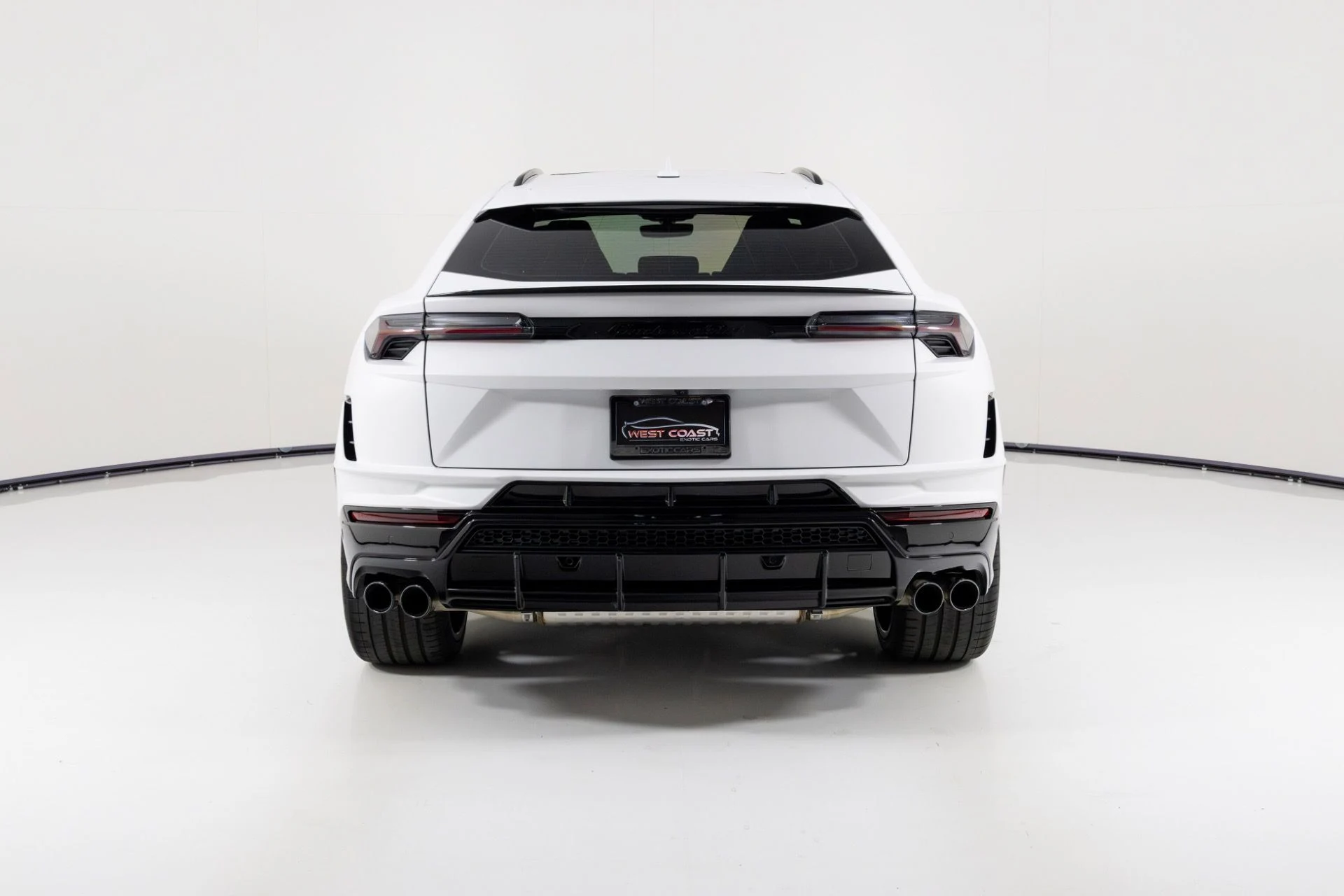 mph003_4068765392_Used_2024_Lamborghini_Urus_S_1765302041_7703ea1fee